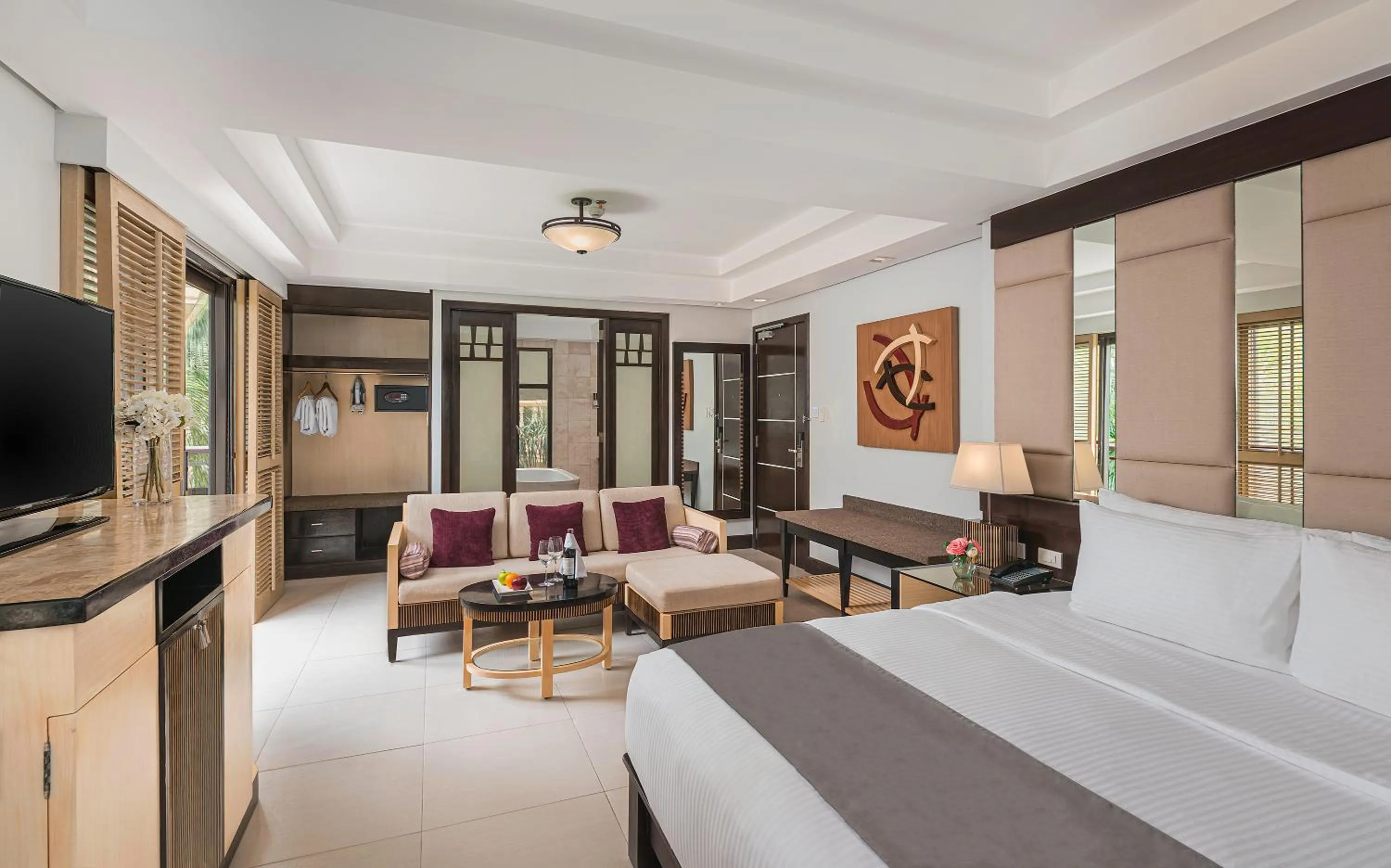 Bed in Henann Garden Resort