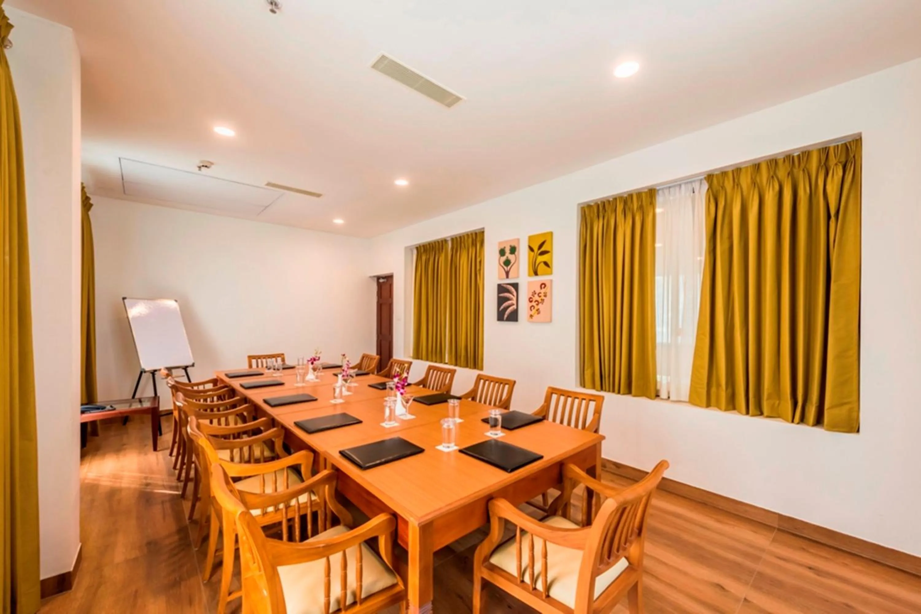 Meeting/conference room in Regenta Central Herald Mysore