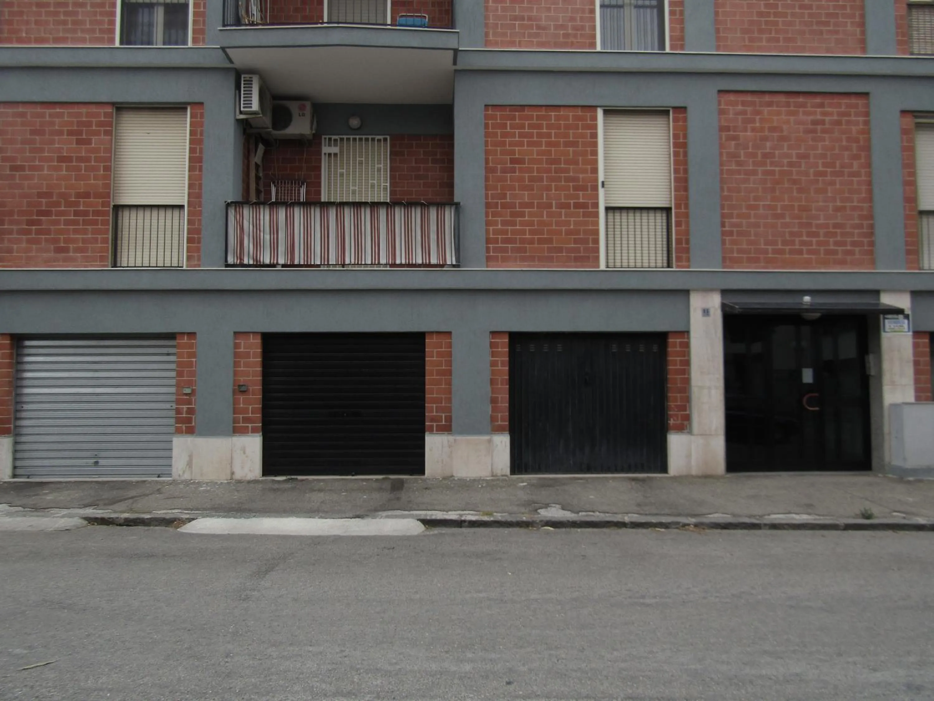 Property building in Dolce Dormire