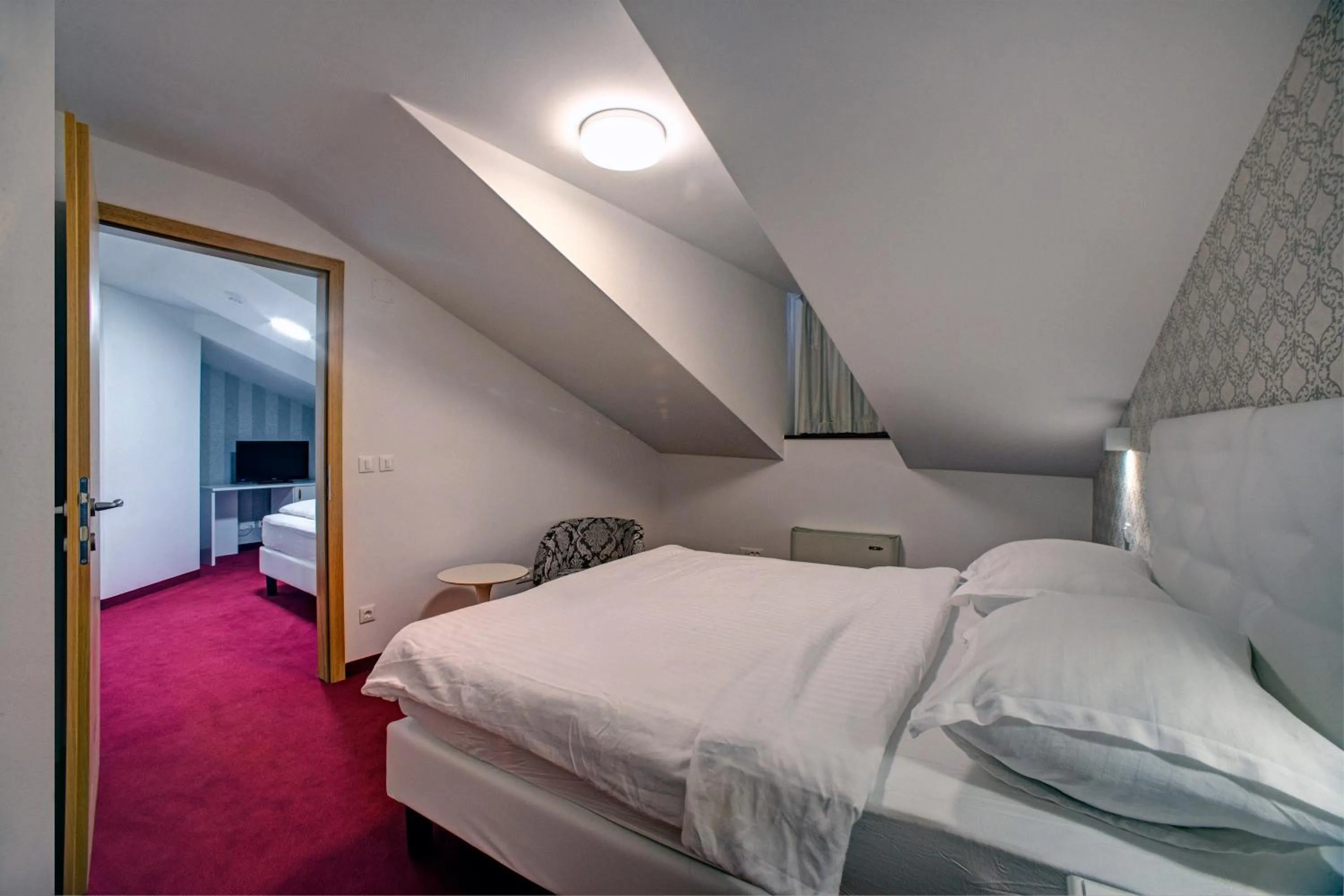 Photo of the whole room, Bed in Hotel Skradinski Buk