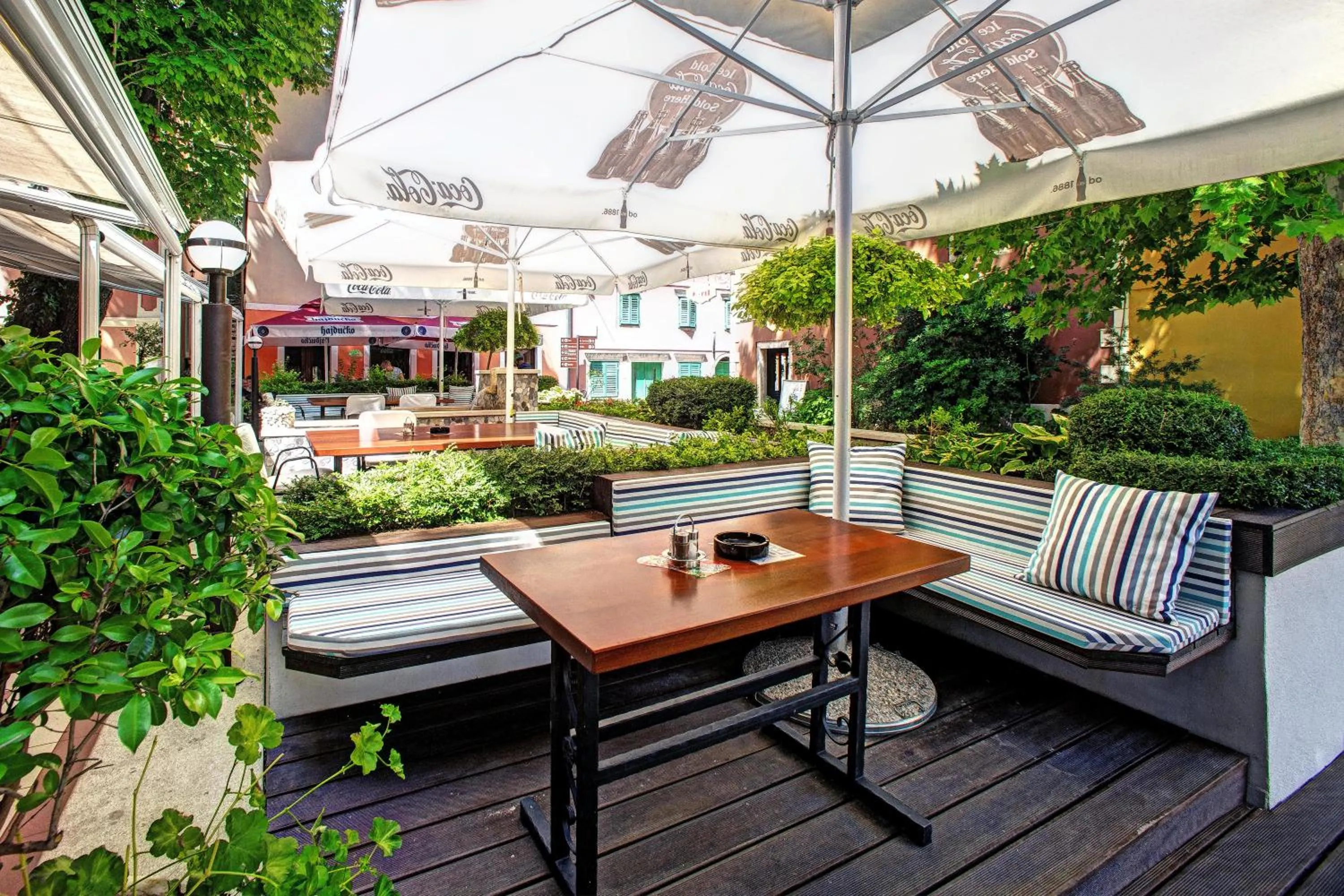 Restaurant/places to eat in Hotel Skradinski Buk