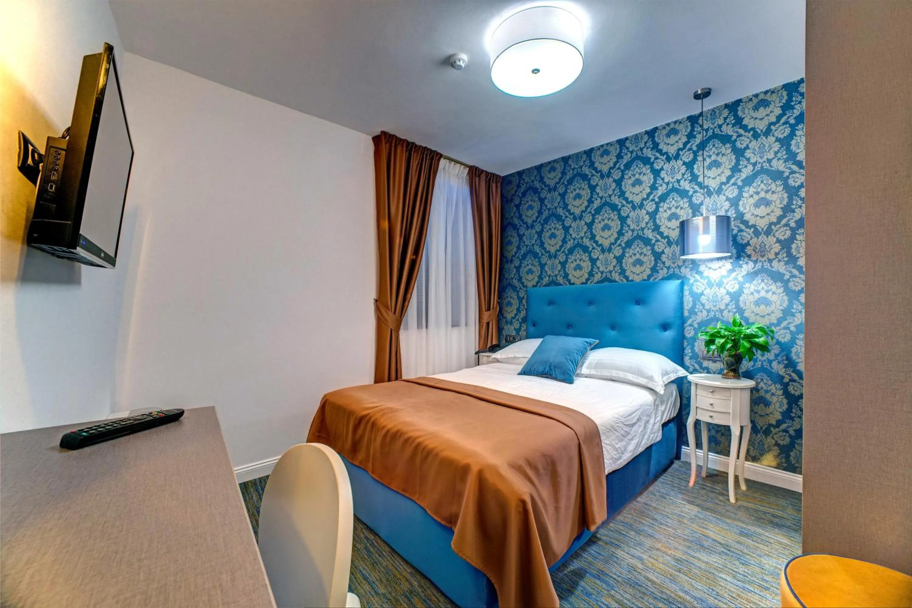 Bed in Hotel Skradinski Buk