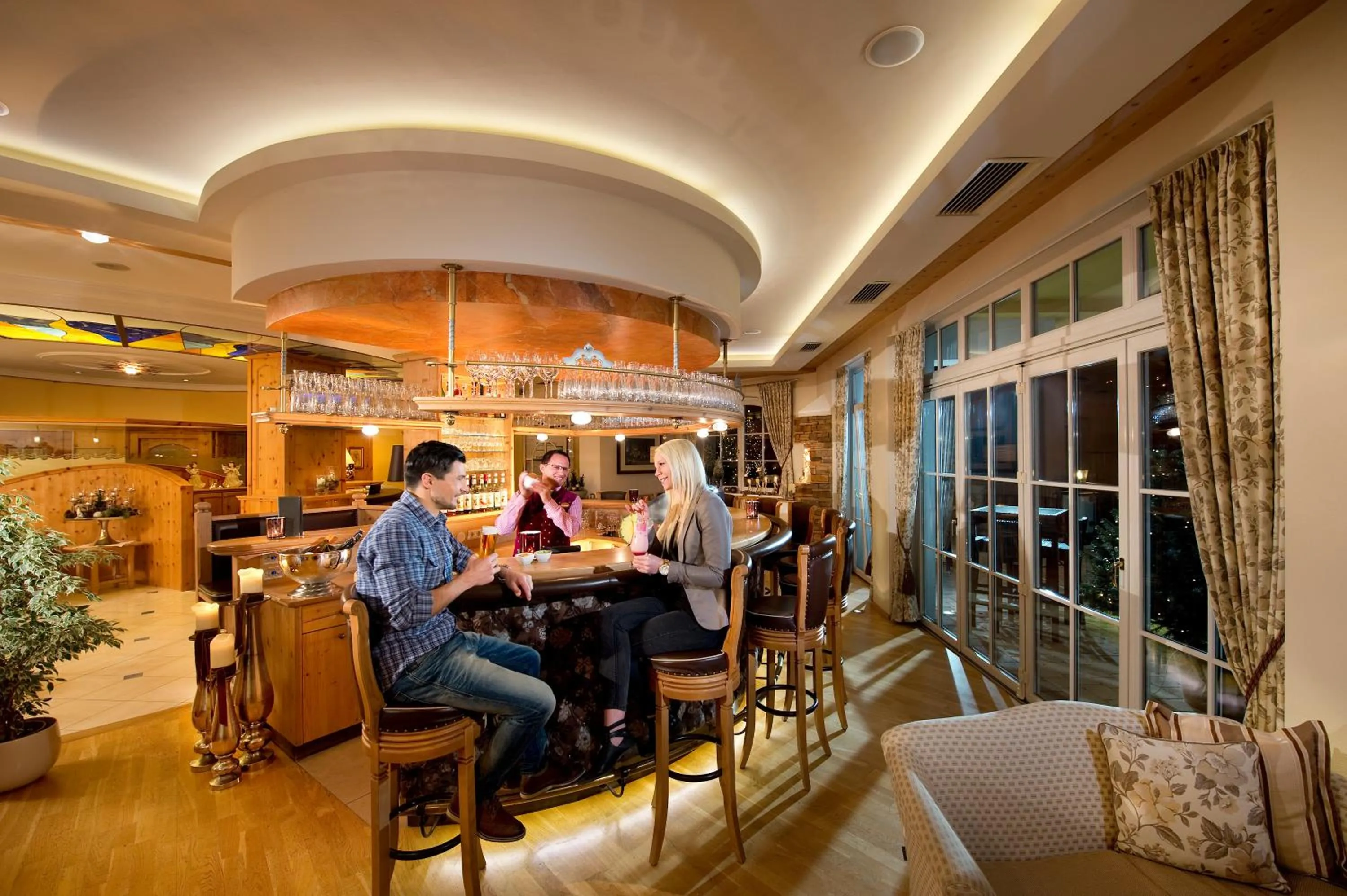 Lounge or bar in Hotel AlpenSchlössl