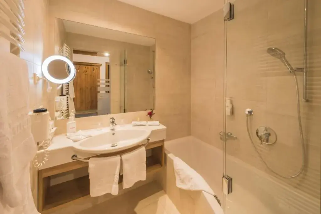 Double Room with Balcony in Hotel Spielmann Double Room with Balcony in Hotel Spielmann