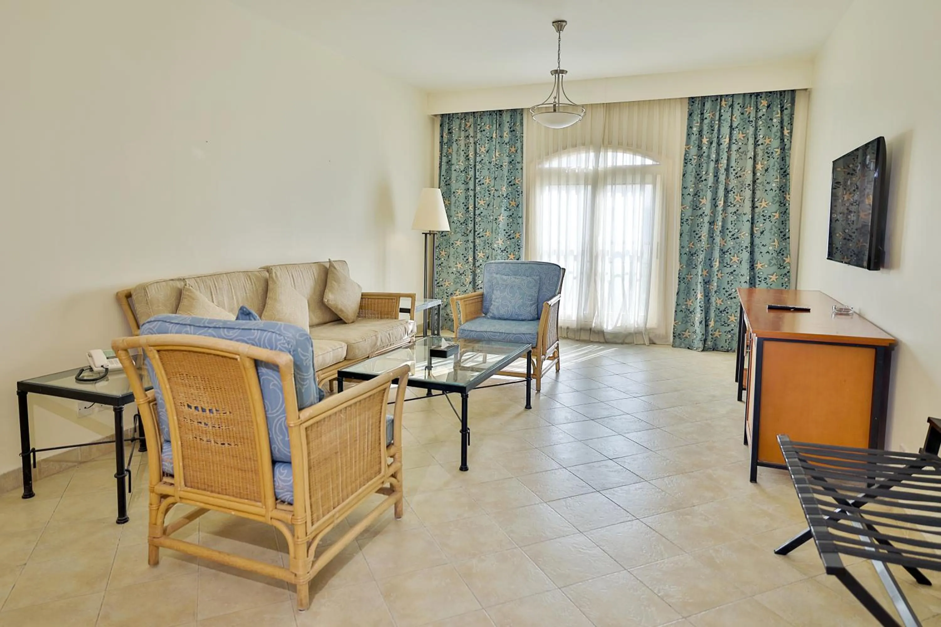 Living room in Marina Plaza Hotel, Tala Bay