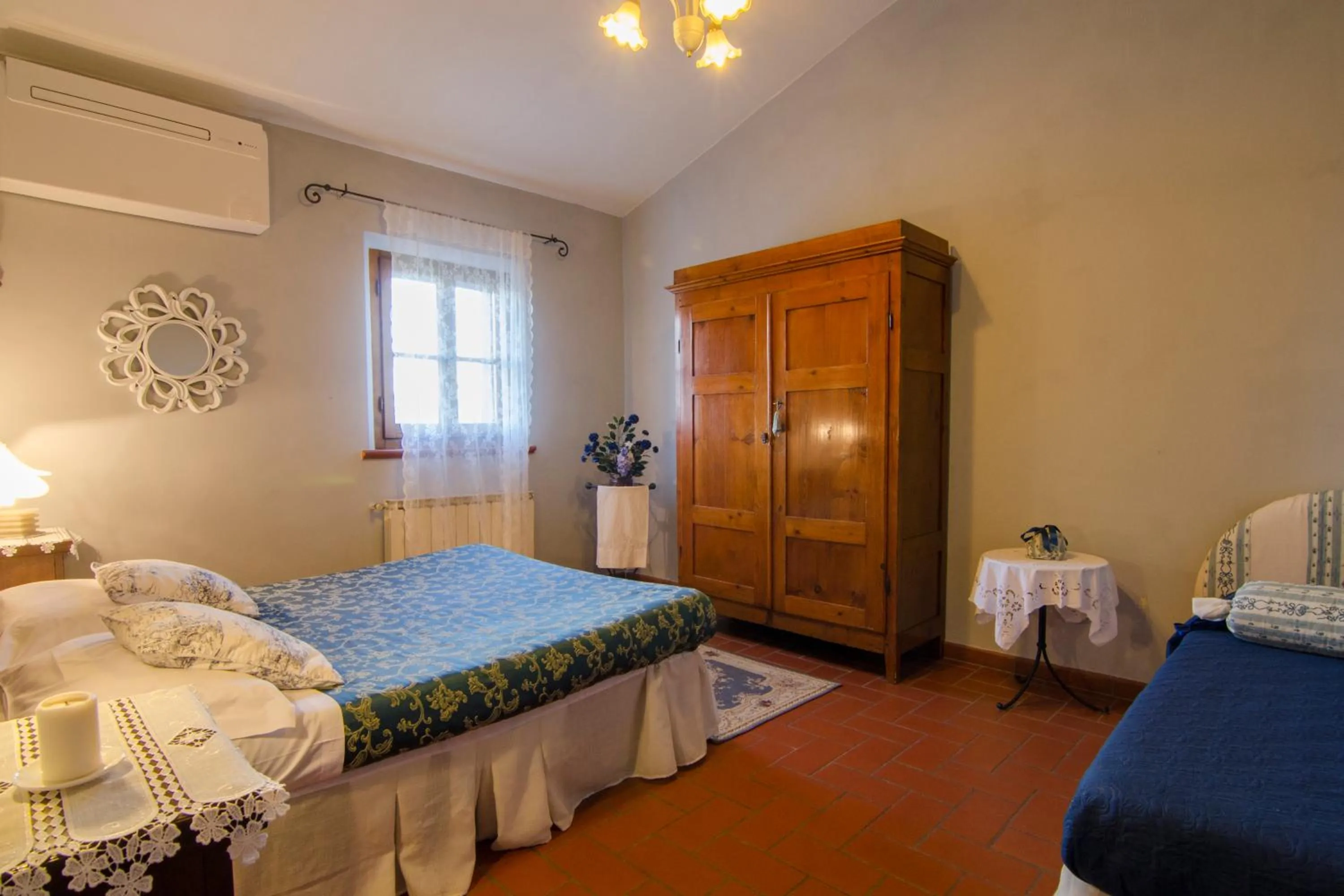 Photo of the whole room in Fattoria Le Giare Agriturismo