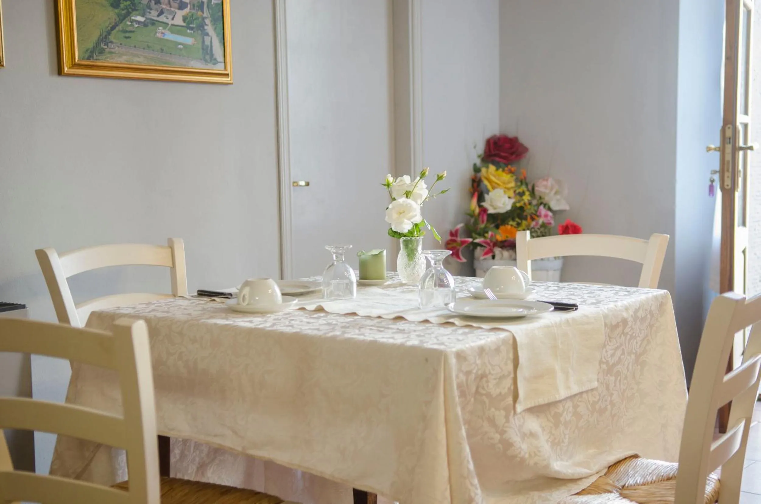 Communal lounge/ TV room in Fattoria Le Giare Agriturismo