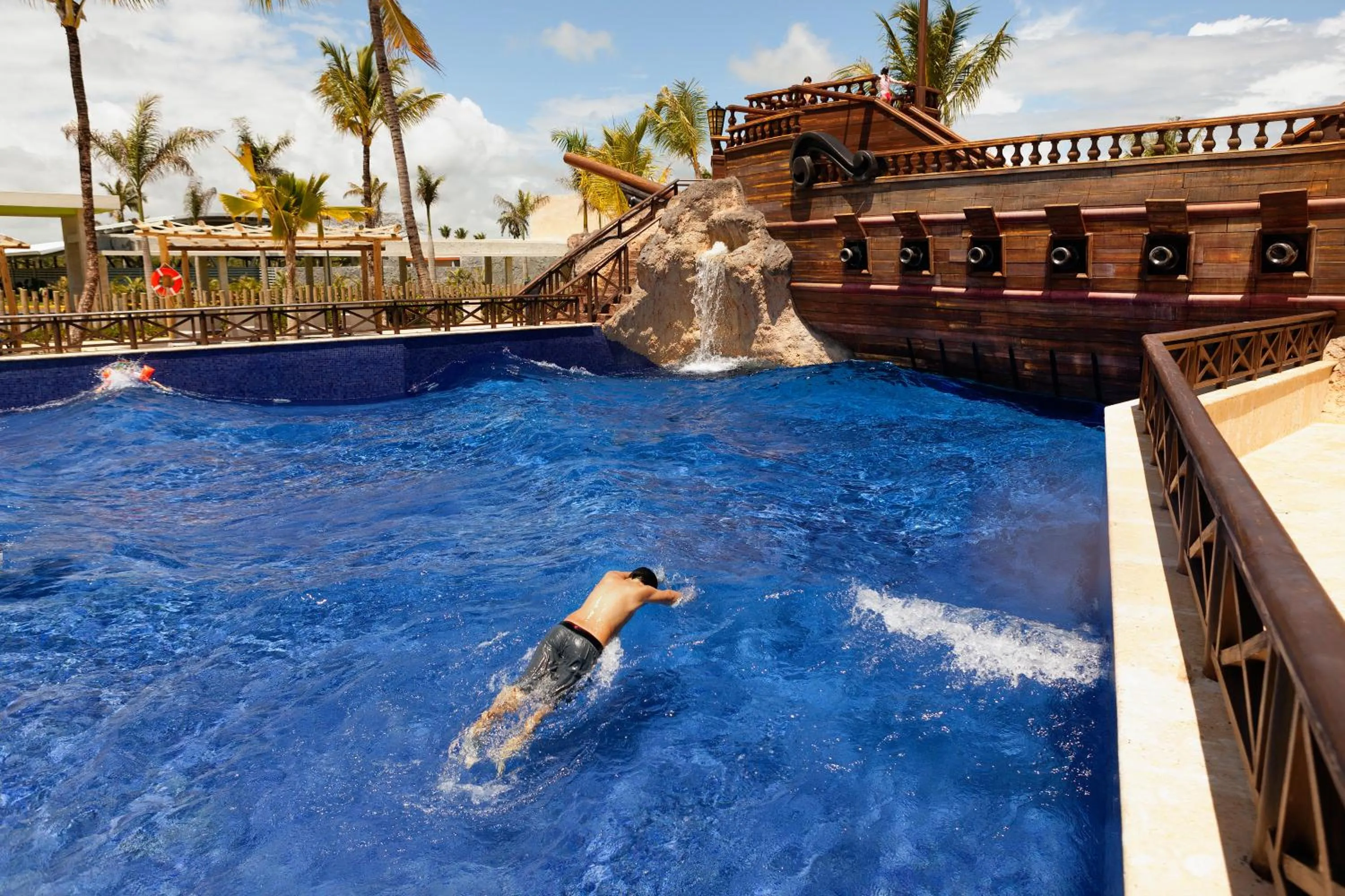 People in Barceló Bávaro Palace All Inclusive