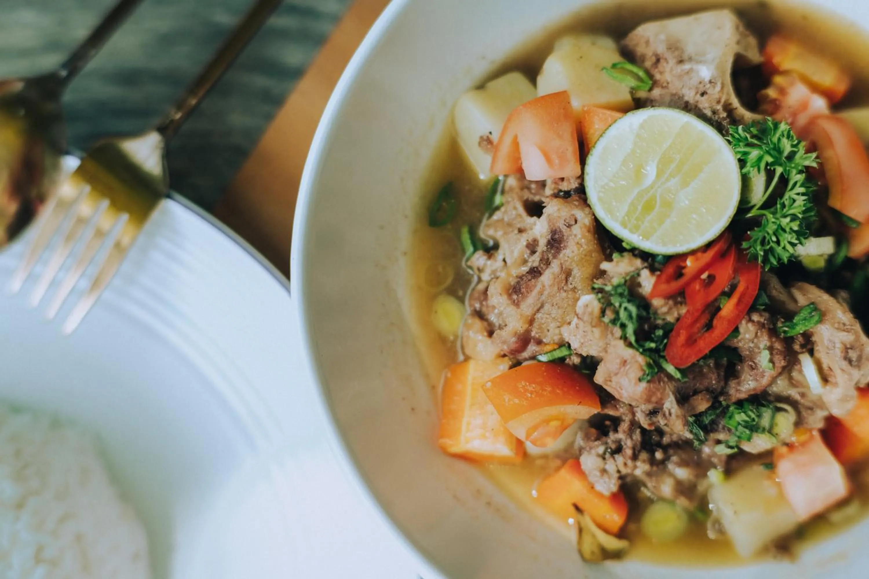 Lovinalife Room & Cafe