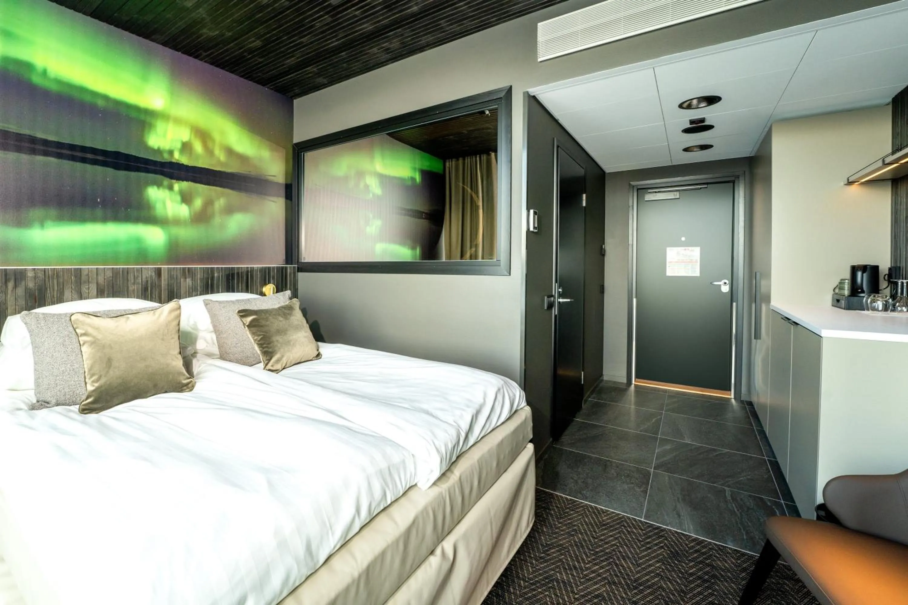 Photo of the whole room, Bed in Break Sokos Hotel Bomba