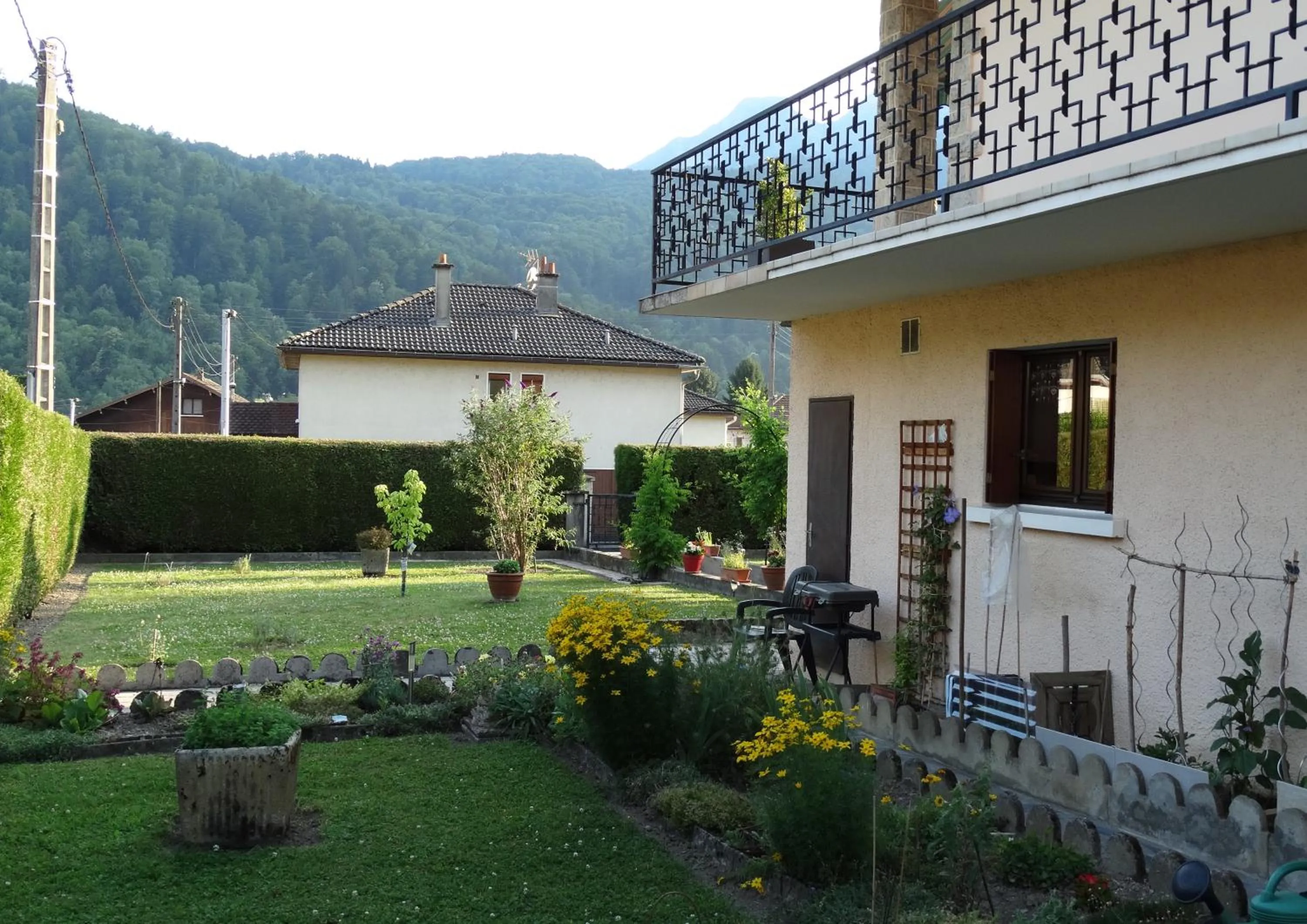 Garden view in Chez Laurette et Louis
