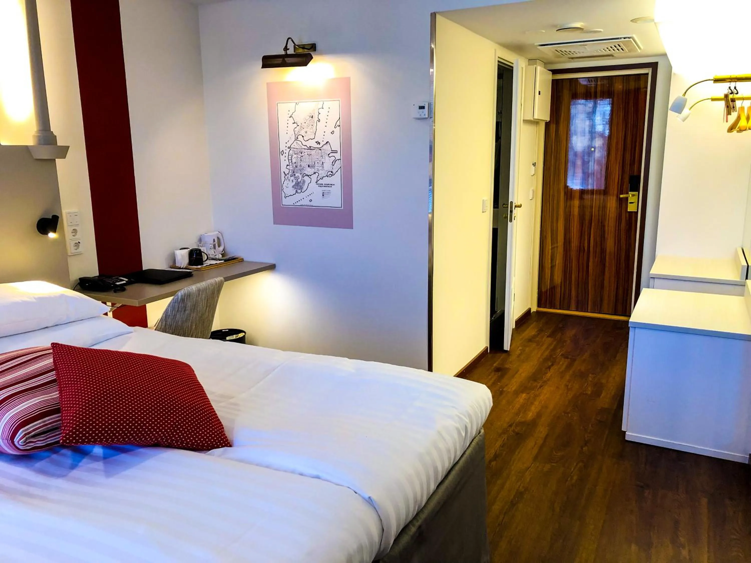 Photo of the whole room, Bed in Original Sokos Hotel Seurahuone Kotka