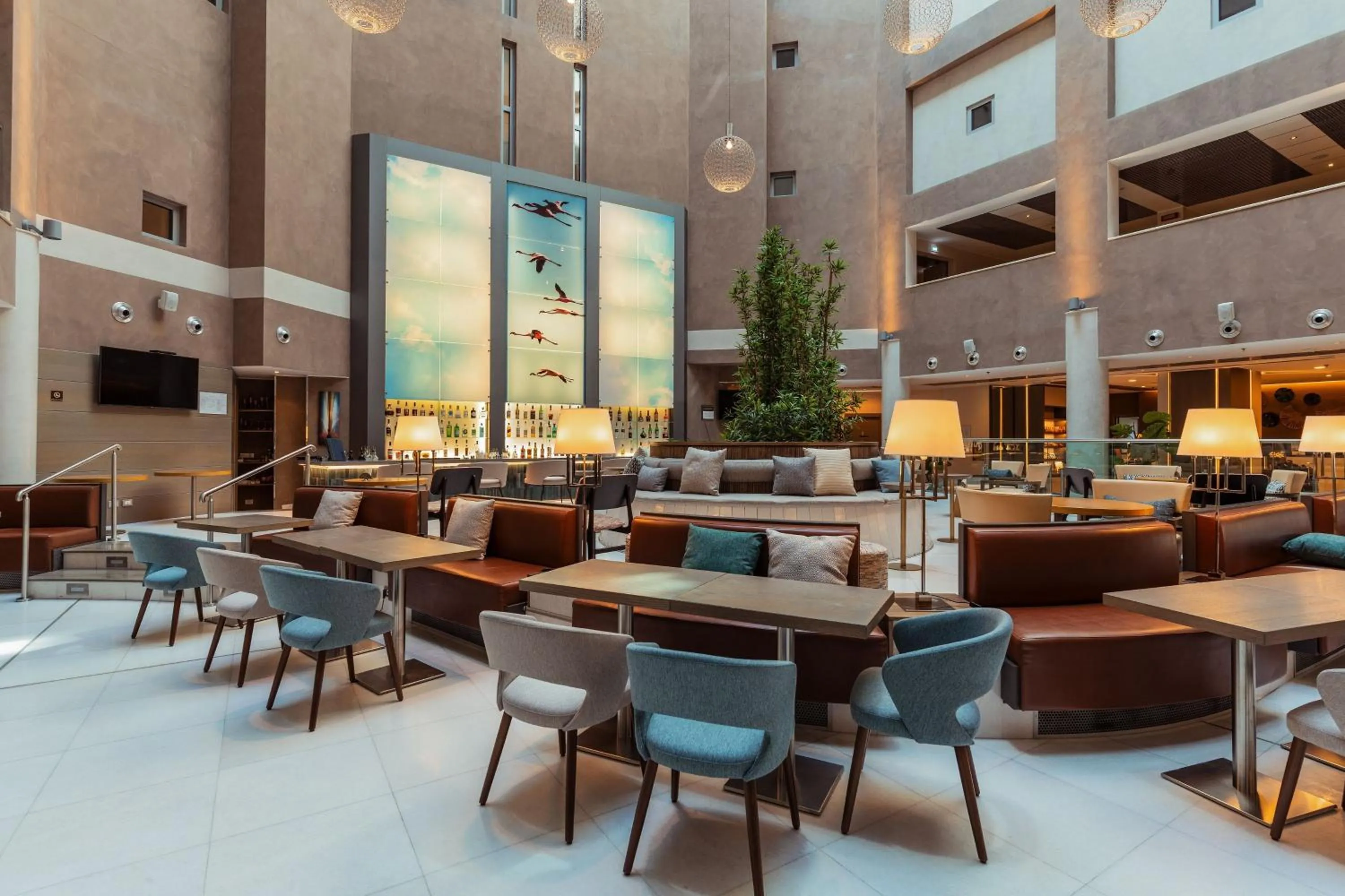 Lounge or bar in Delta Hotels by Marriott Olbia Sardinia