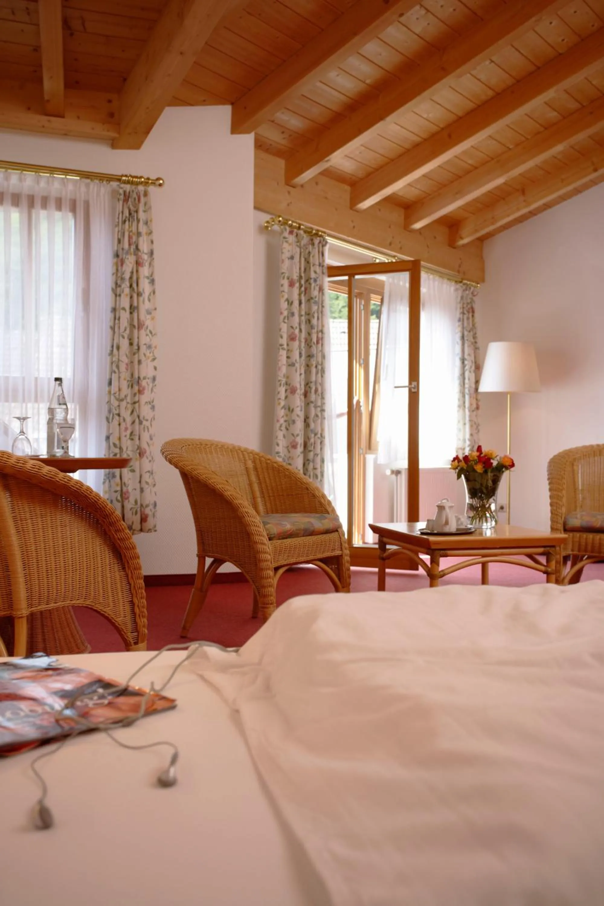 Photo of the whole room, Bed in Vier Löwen