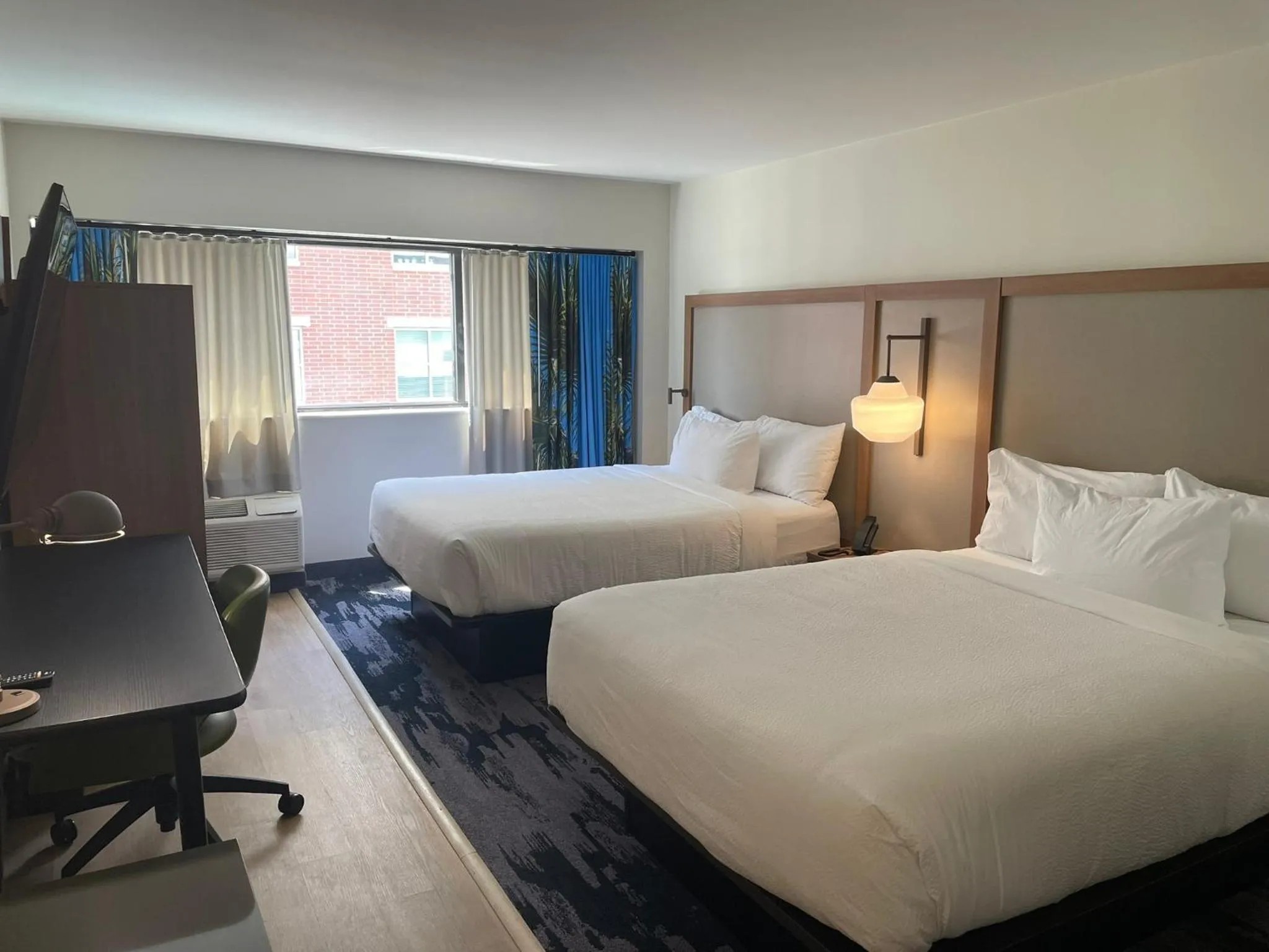 Bedroom, Bed in Fairfield by Marriott Inn & Suites Charleston Downtown