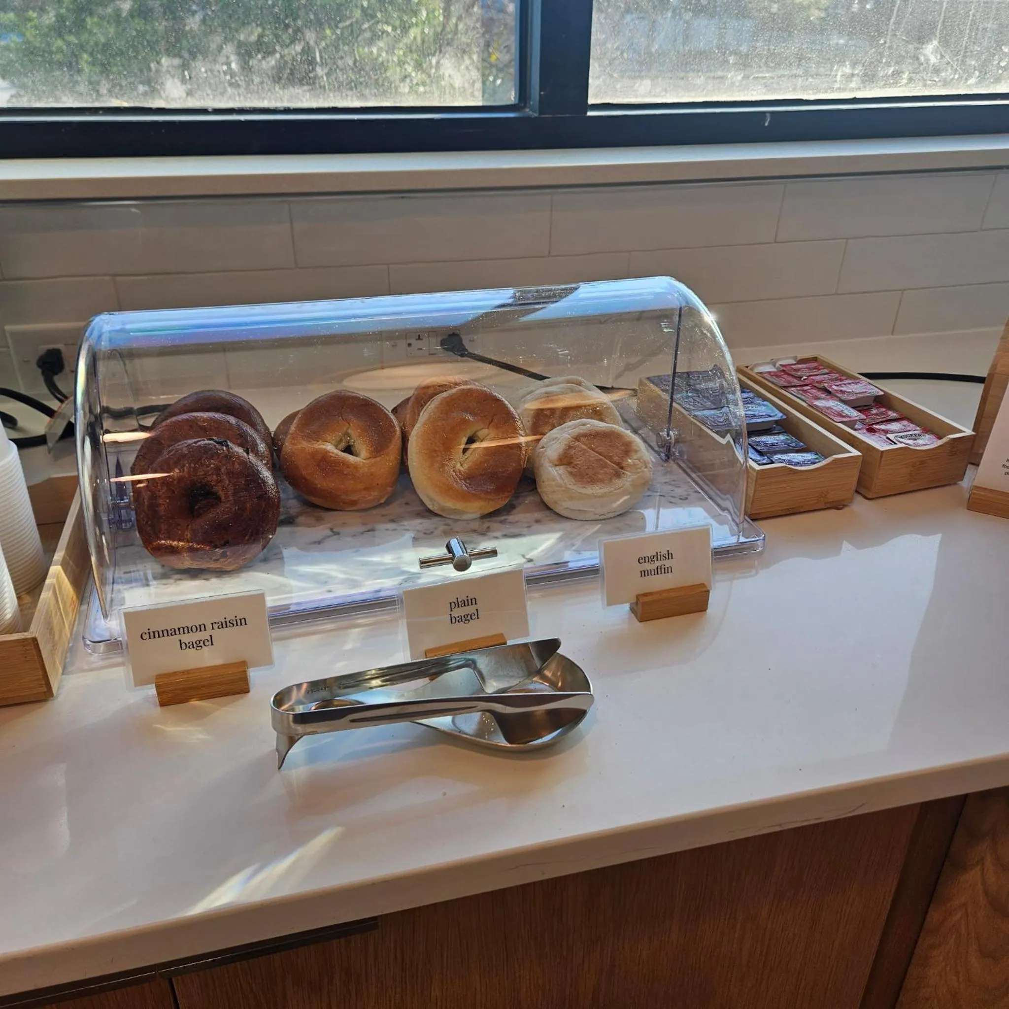 Breakfast in Fairfield by Marriott Inn & Suites Charleston Downtown