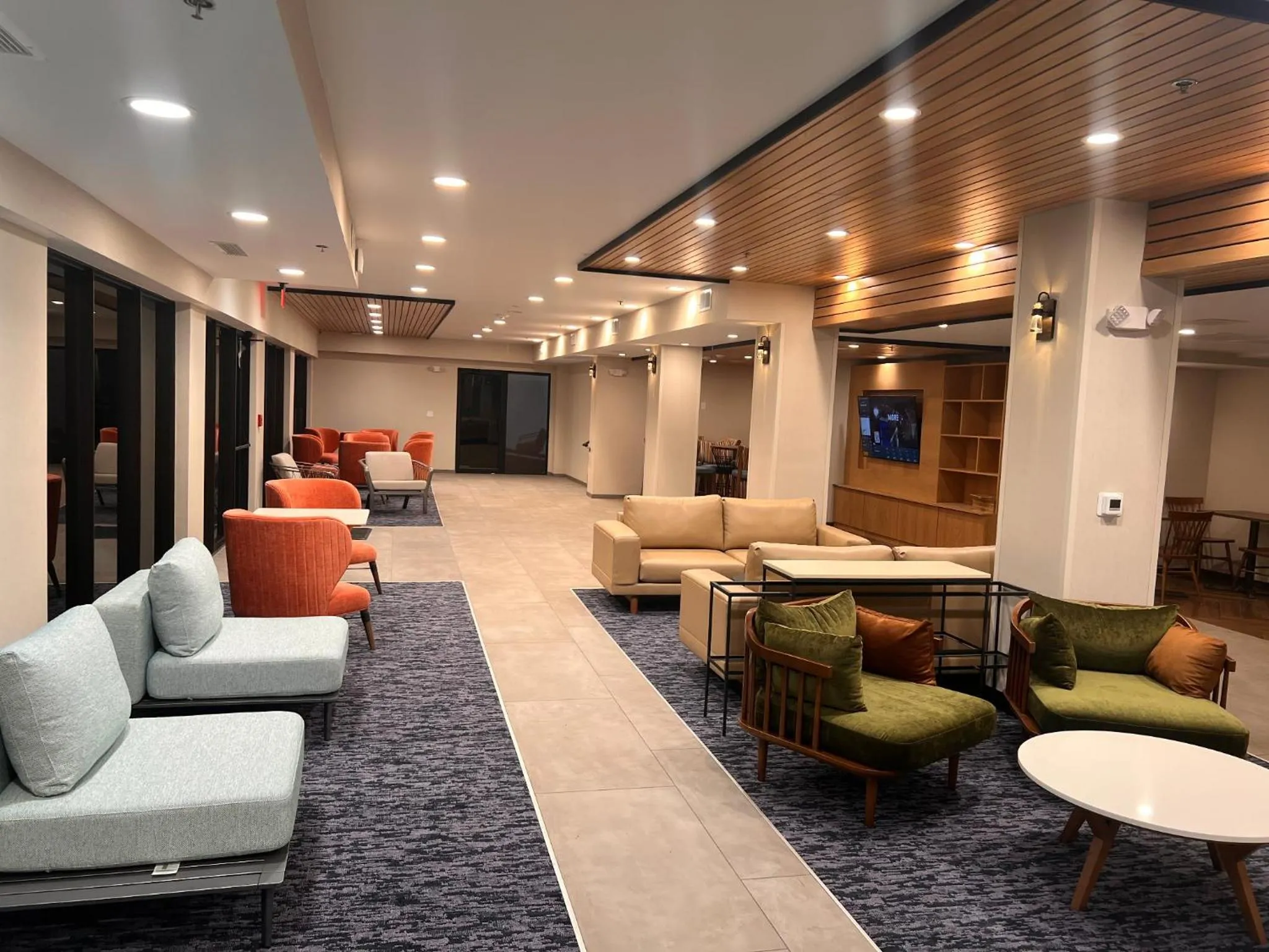 Lobby or reception in Fairfield by Marriott Inn & Suites Charleston Downtown