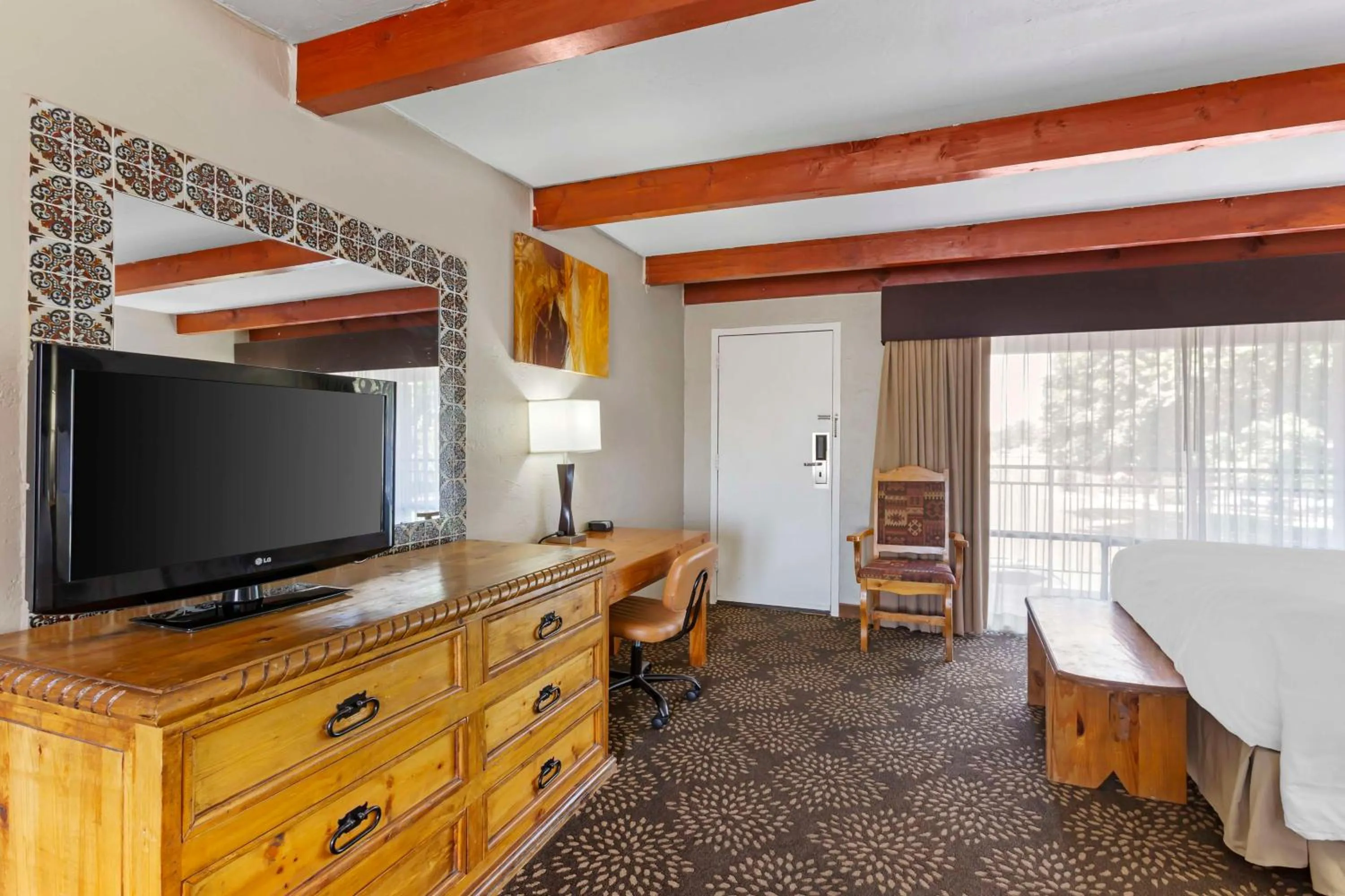 Bedroom in Best Western Mission Inn