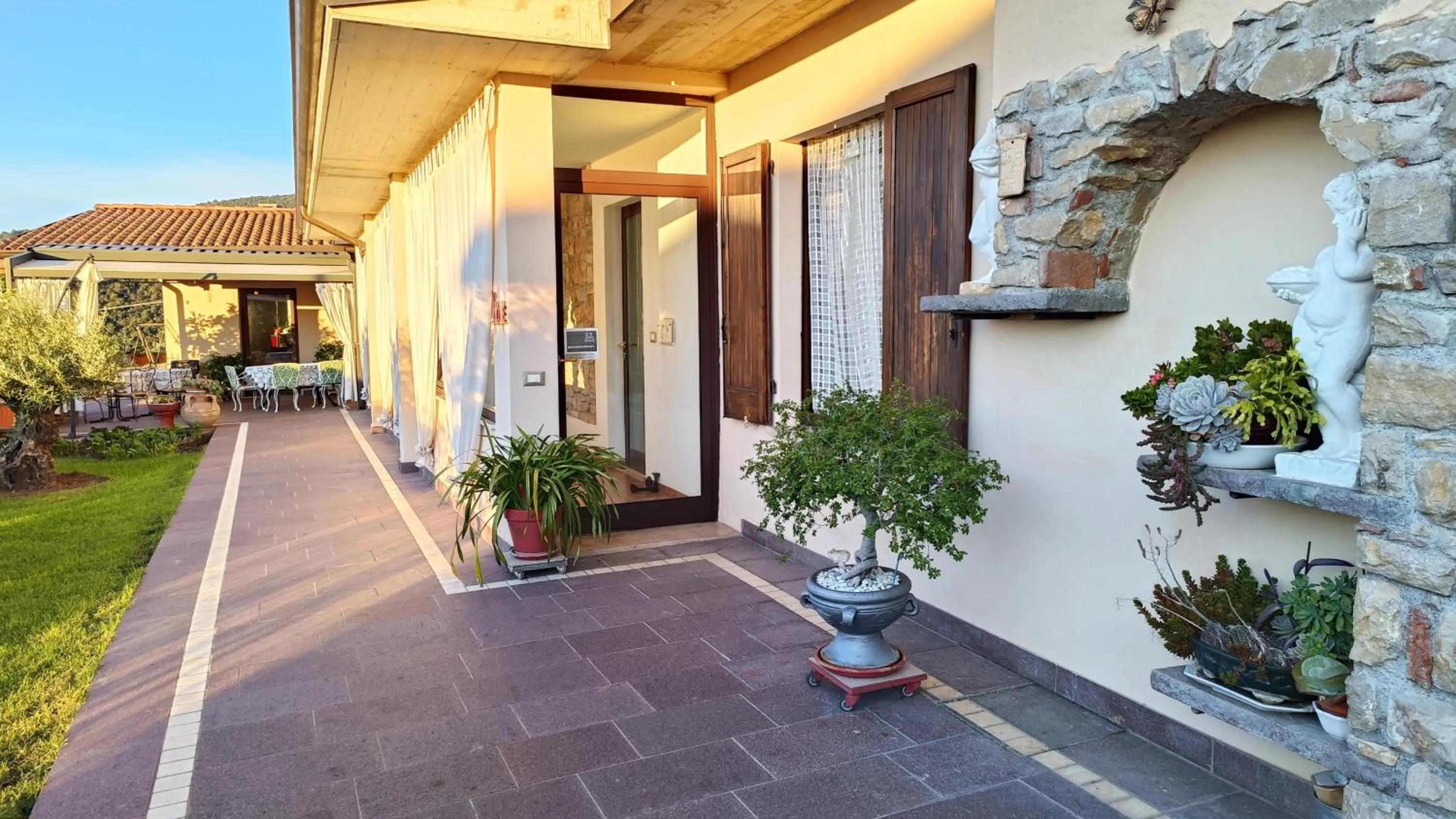 Property building in Ca' Pietra di Nonno Pietro