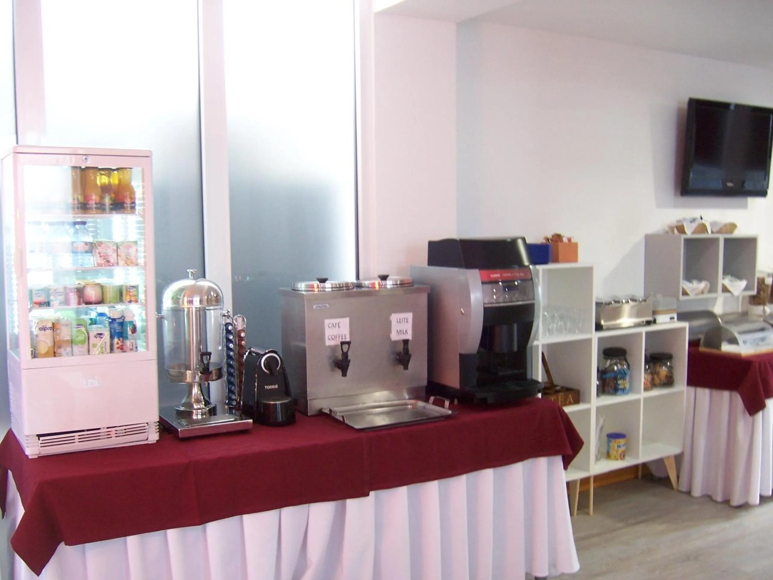 Breakfast in Hotel Santa Apolonia