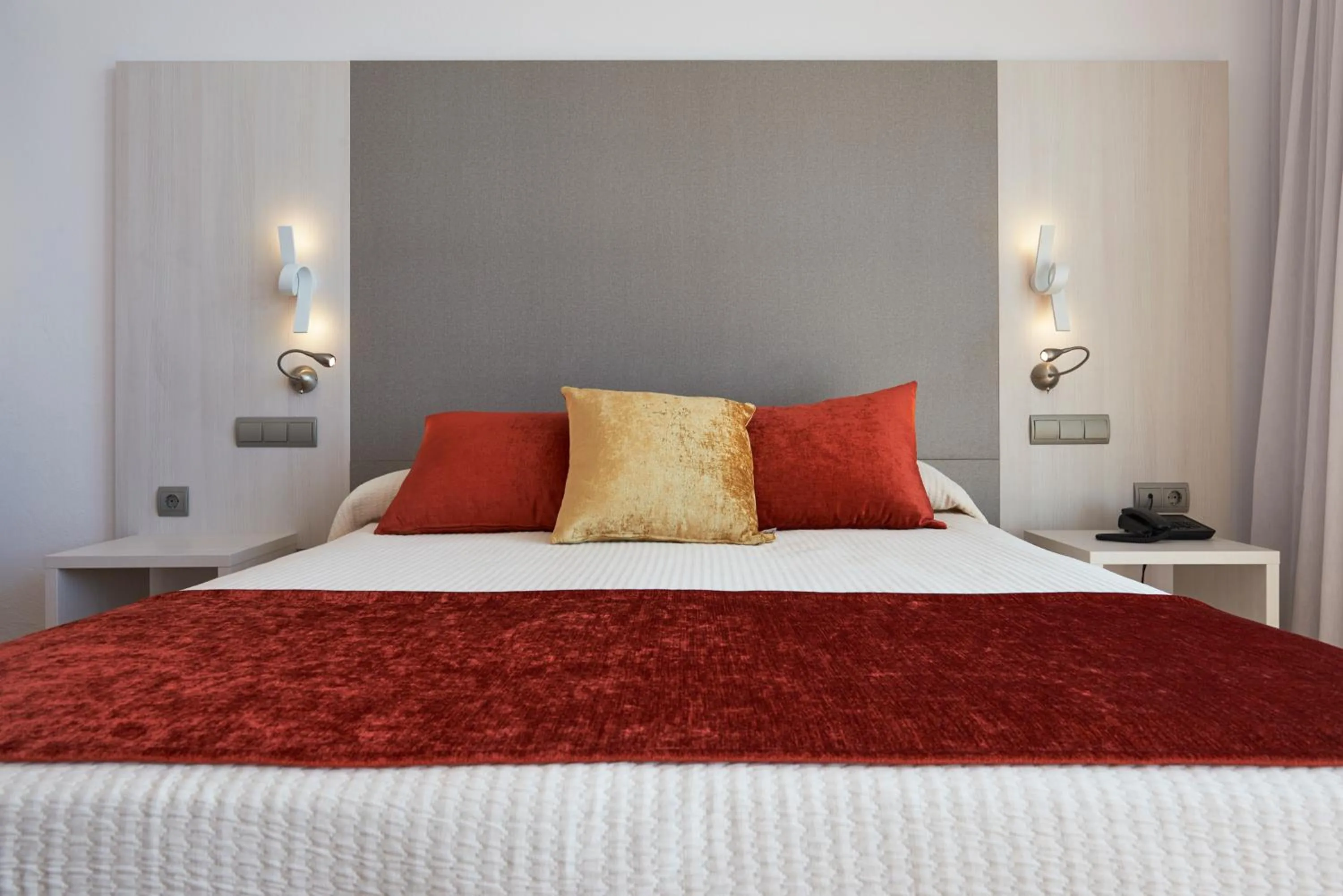 Decorative detail, Bed in Hotel Abrat