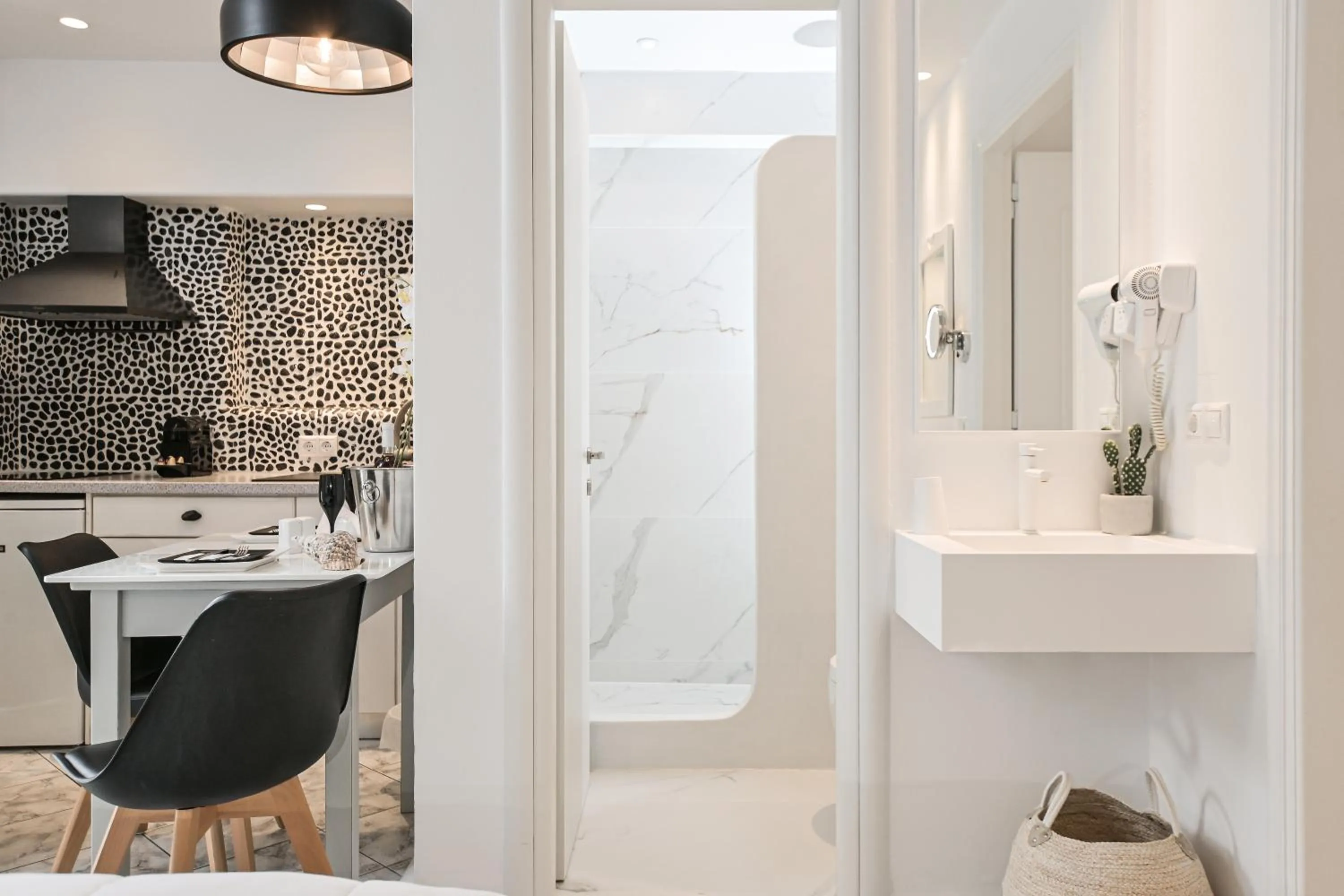 Naxos Evilion Luxury Apartments & Suites