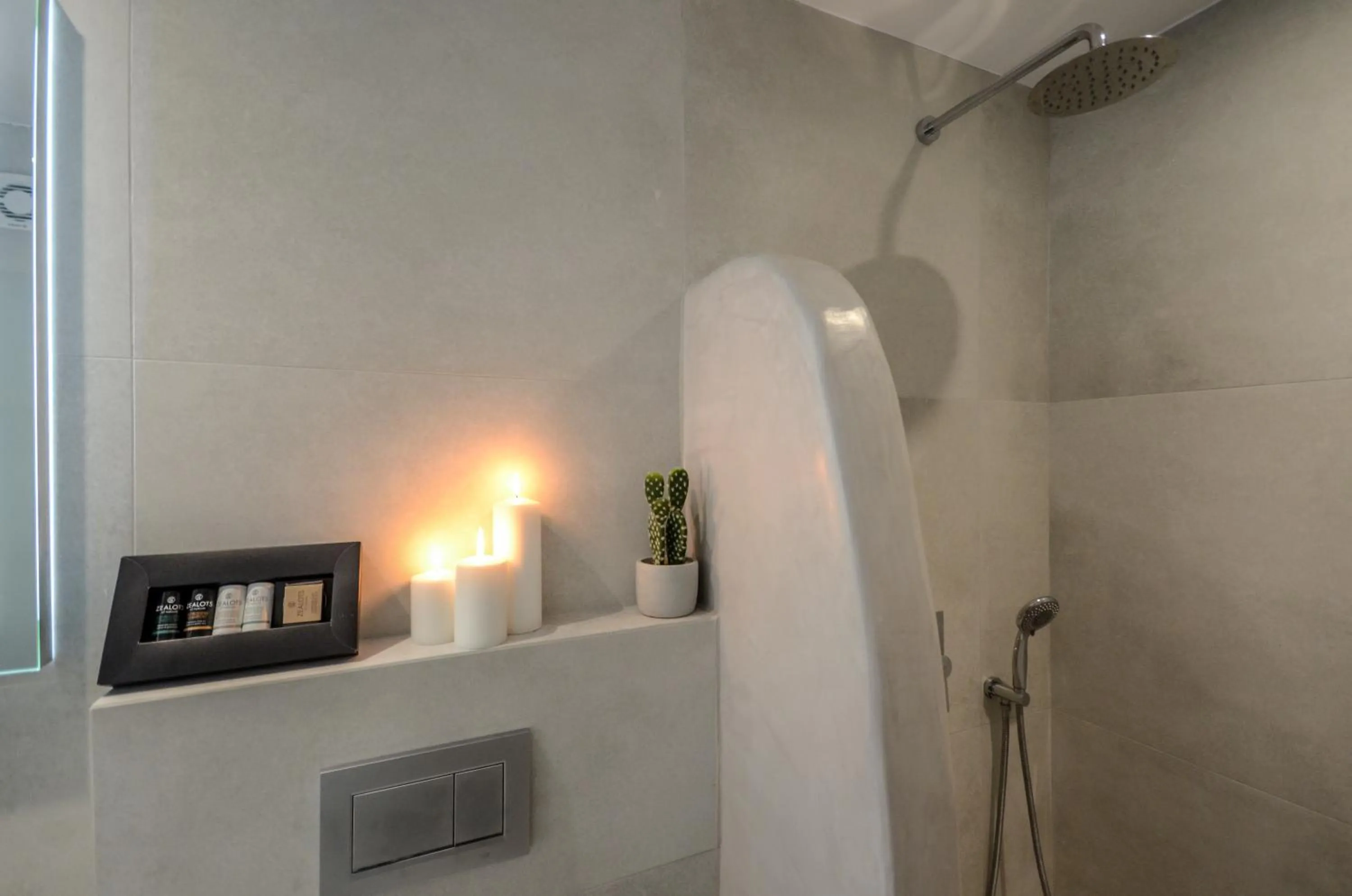 Naxos Evilion Luxury Apartments & Suites