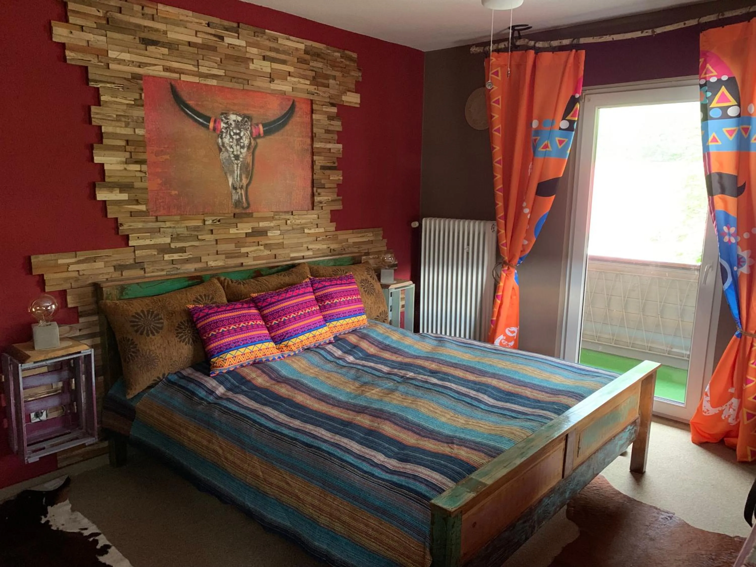 Bedroom, Bed in Longhorn Ranch Countryhotel - Garni