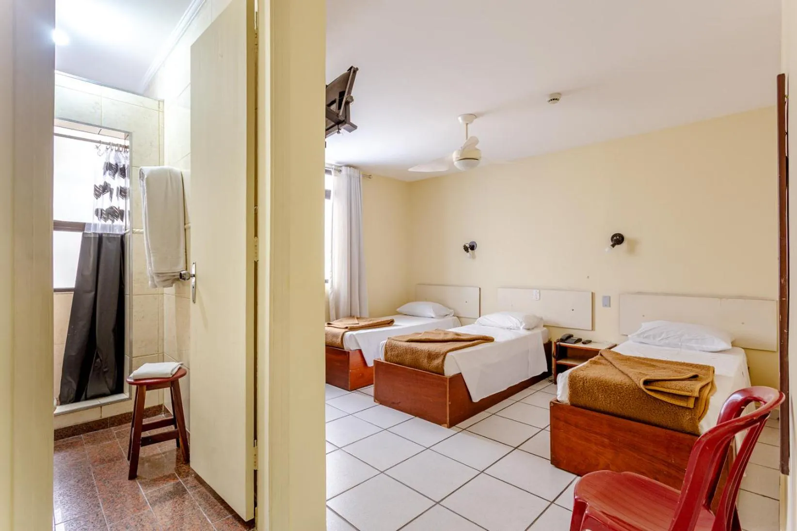 Bedroom, Bed in Daher Center Hotel