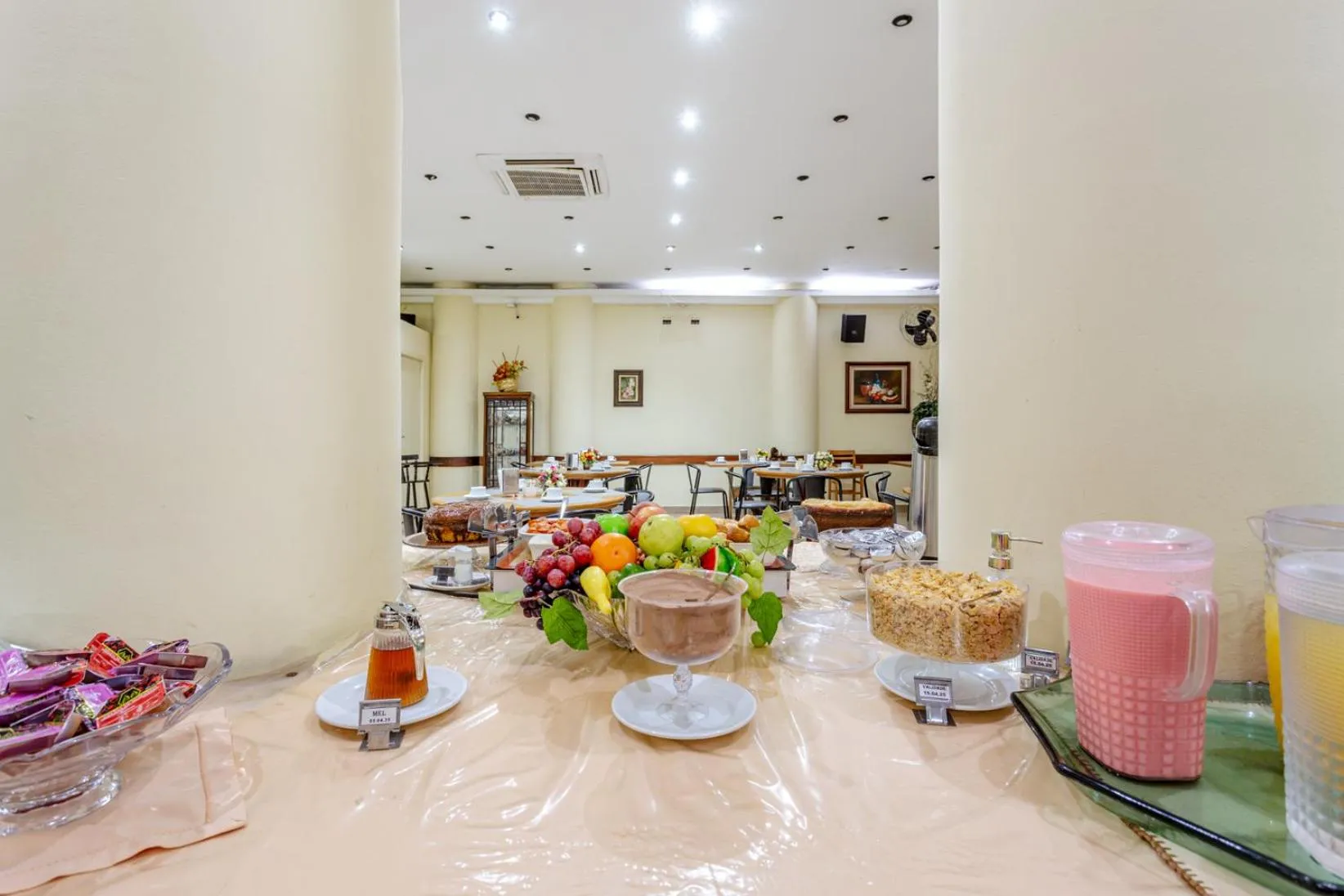 Breakfast in Daher Center Hotel