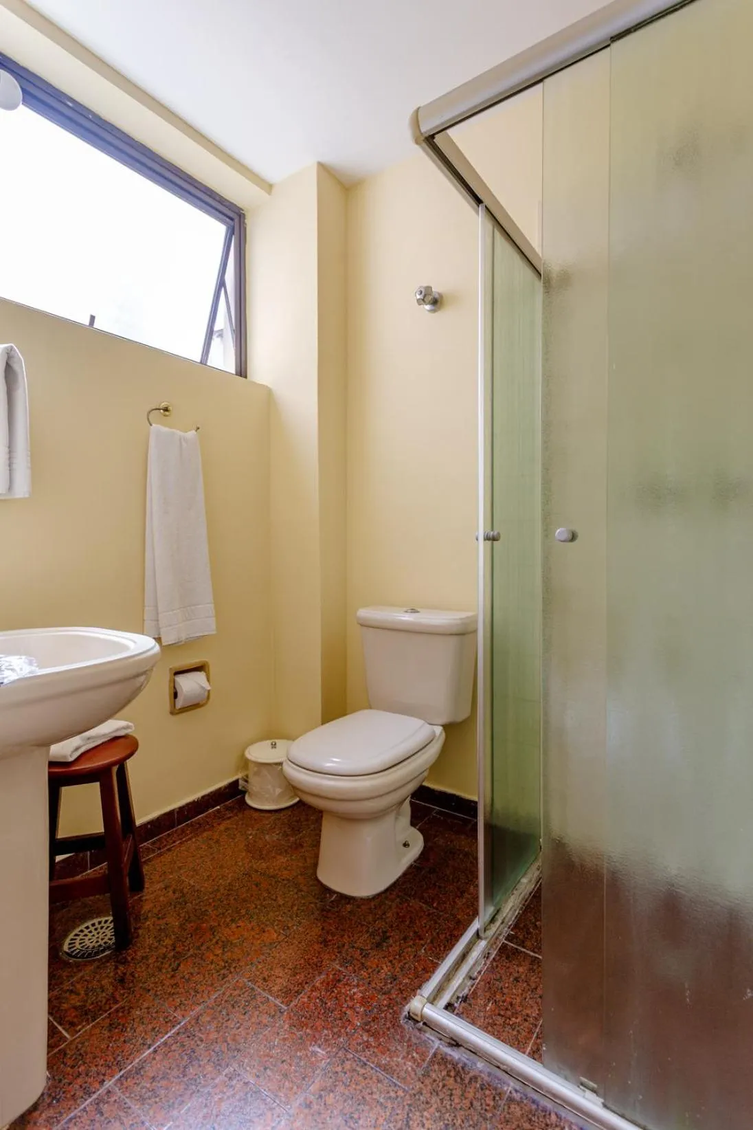 Bathroom in Daher Center Hotel