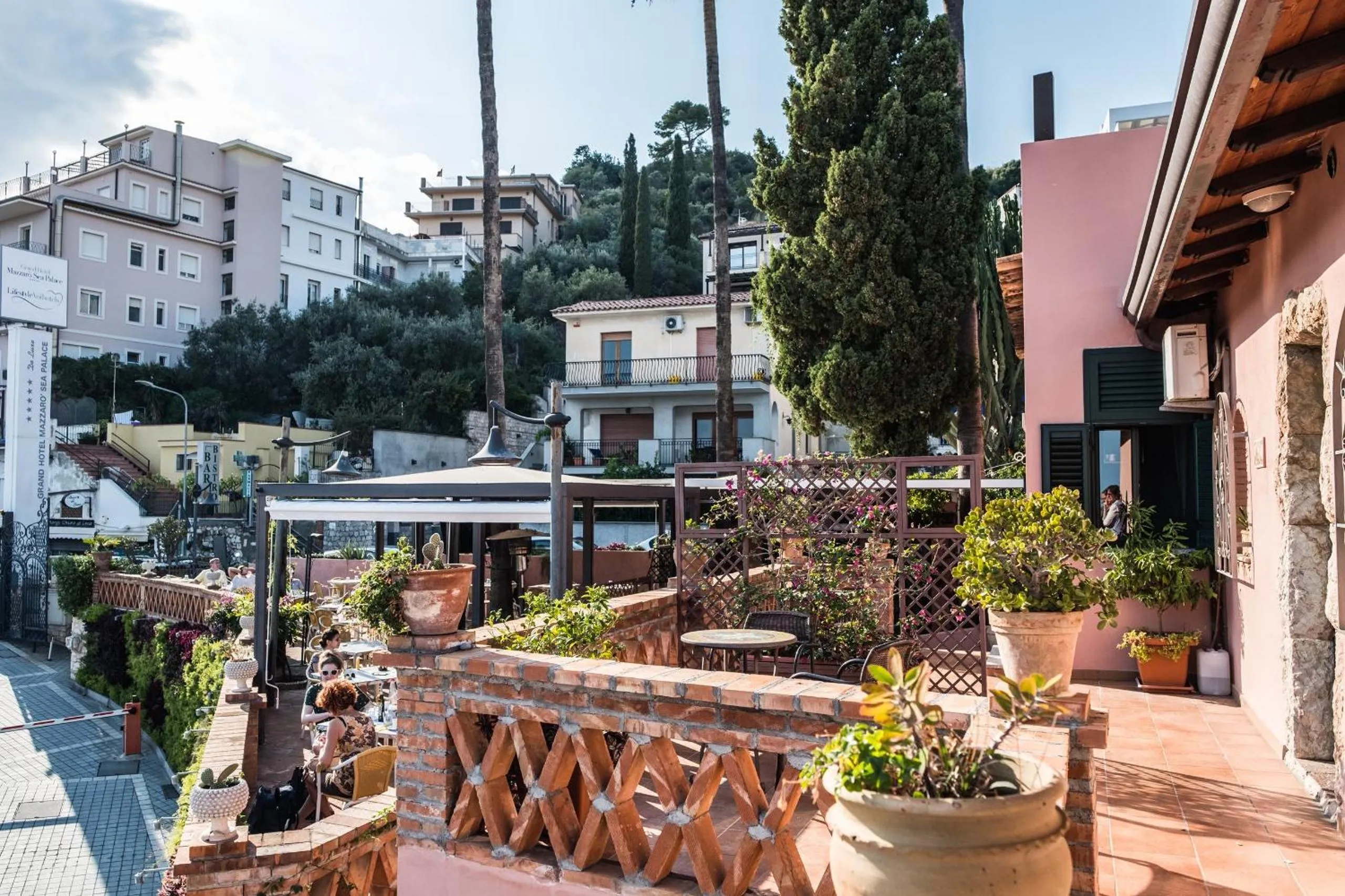 Property building in Hotel Villino Gallodoro