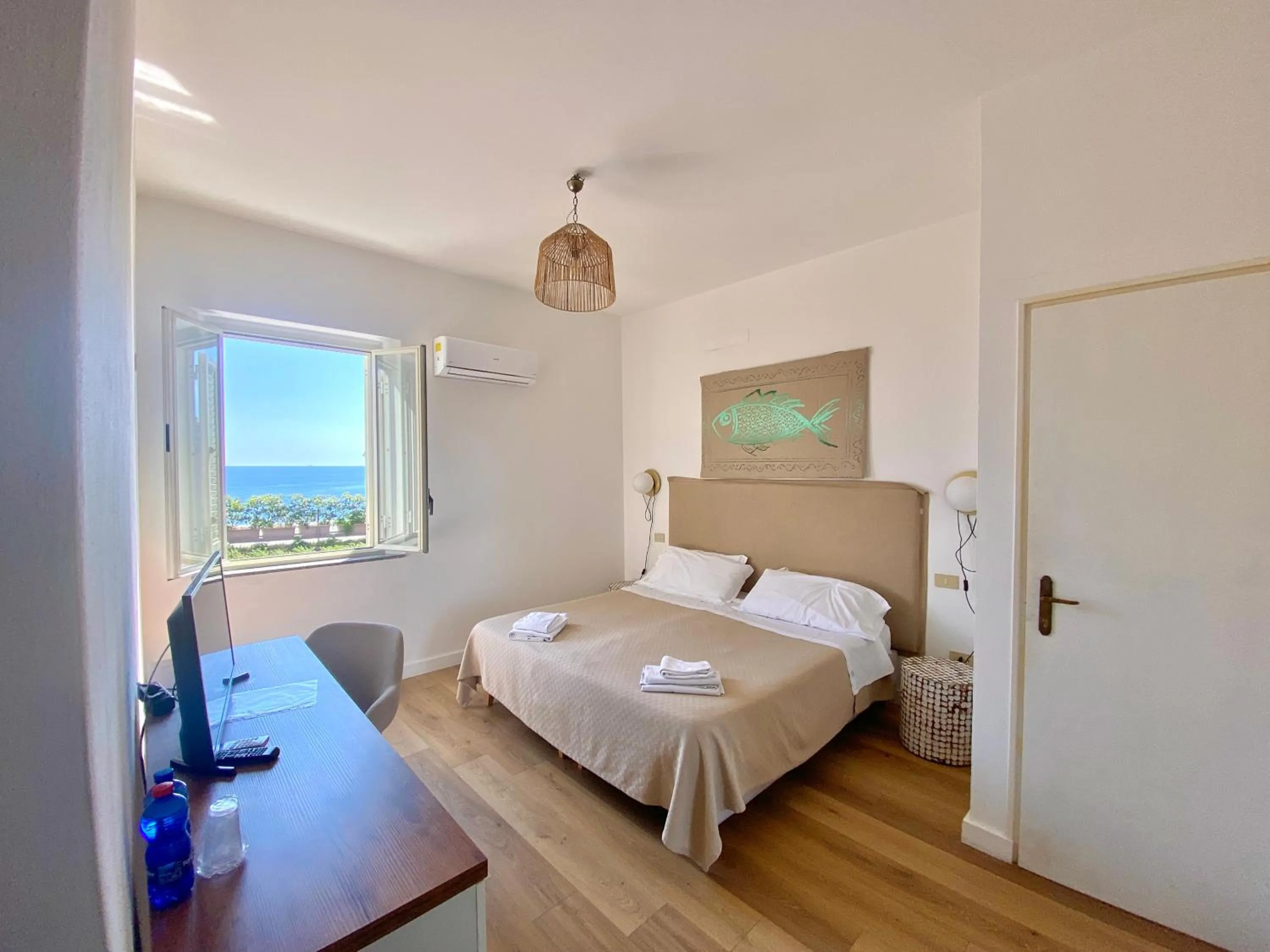 Bed in Hotel Villino Gallodoro