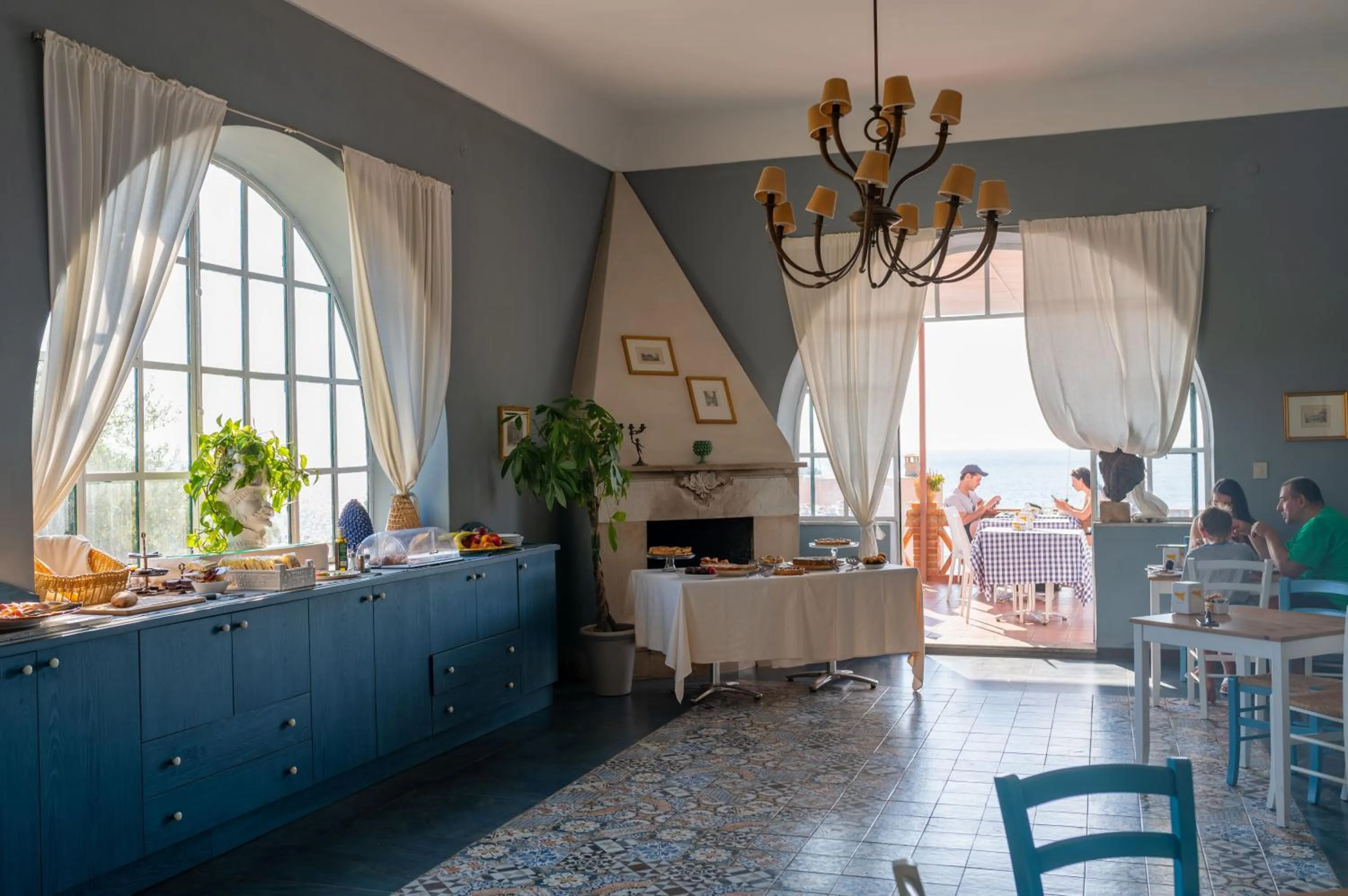 Continental breakfast in Hotel Villino Gallodoro