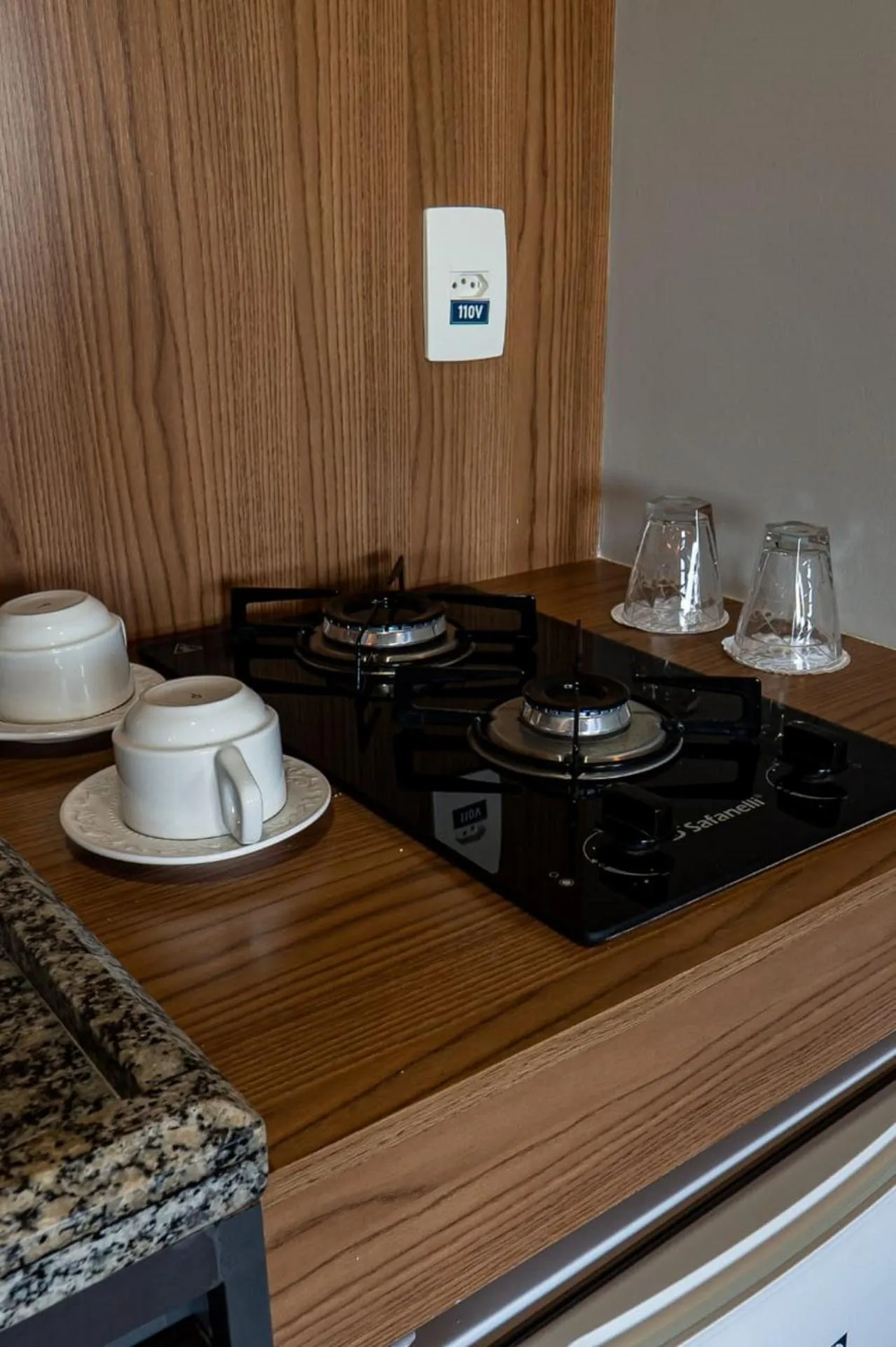 stove in Nobile Suites Diamond