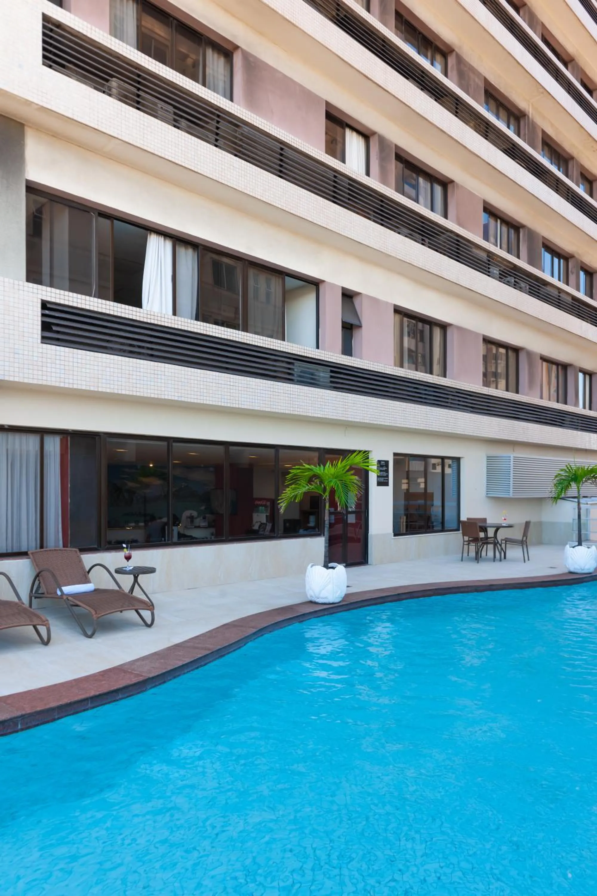 Swimming pool in Slaviero Vitória