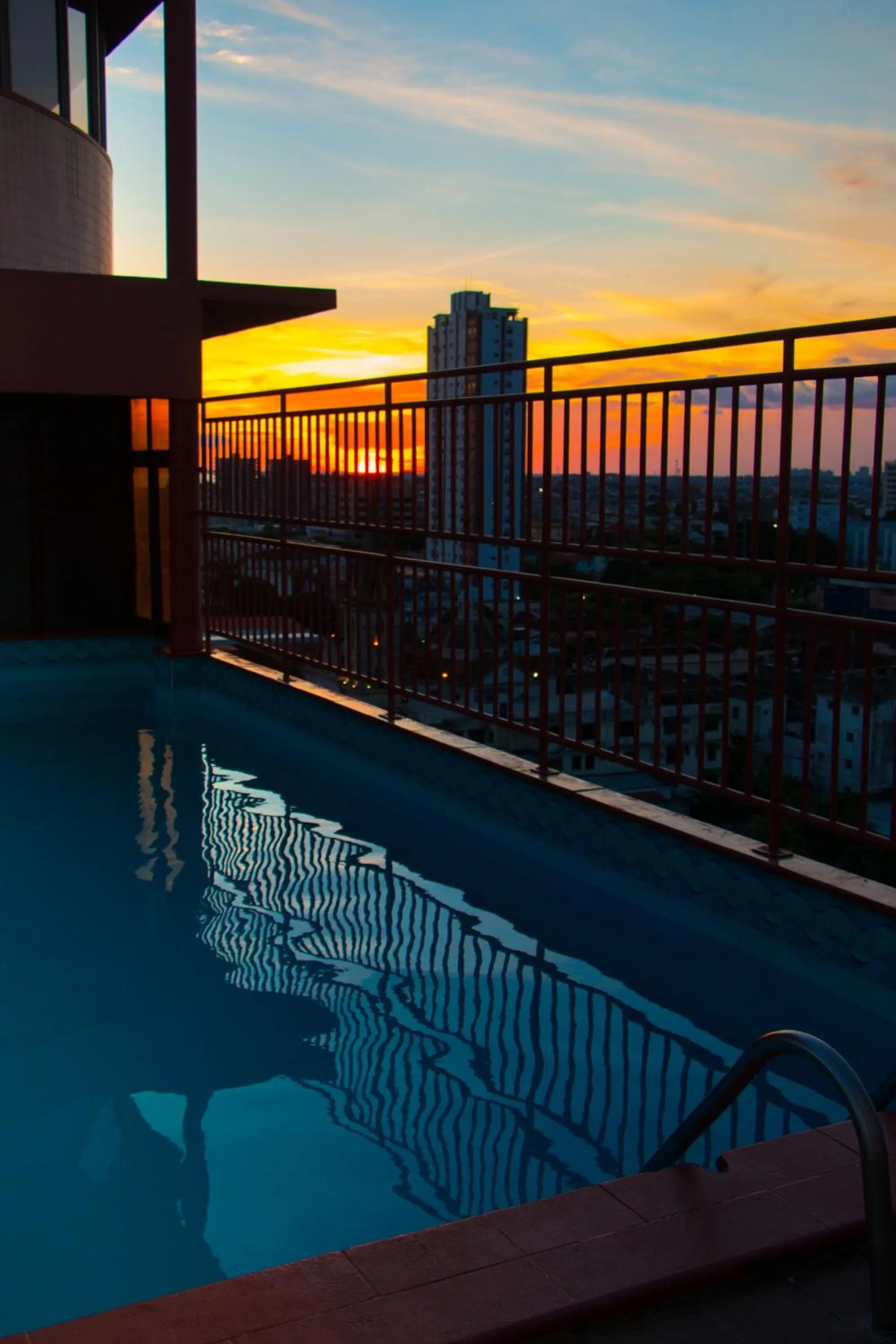 Swimming pool in Taj Mahal Hotel