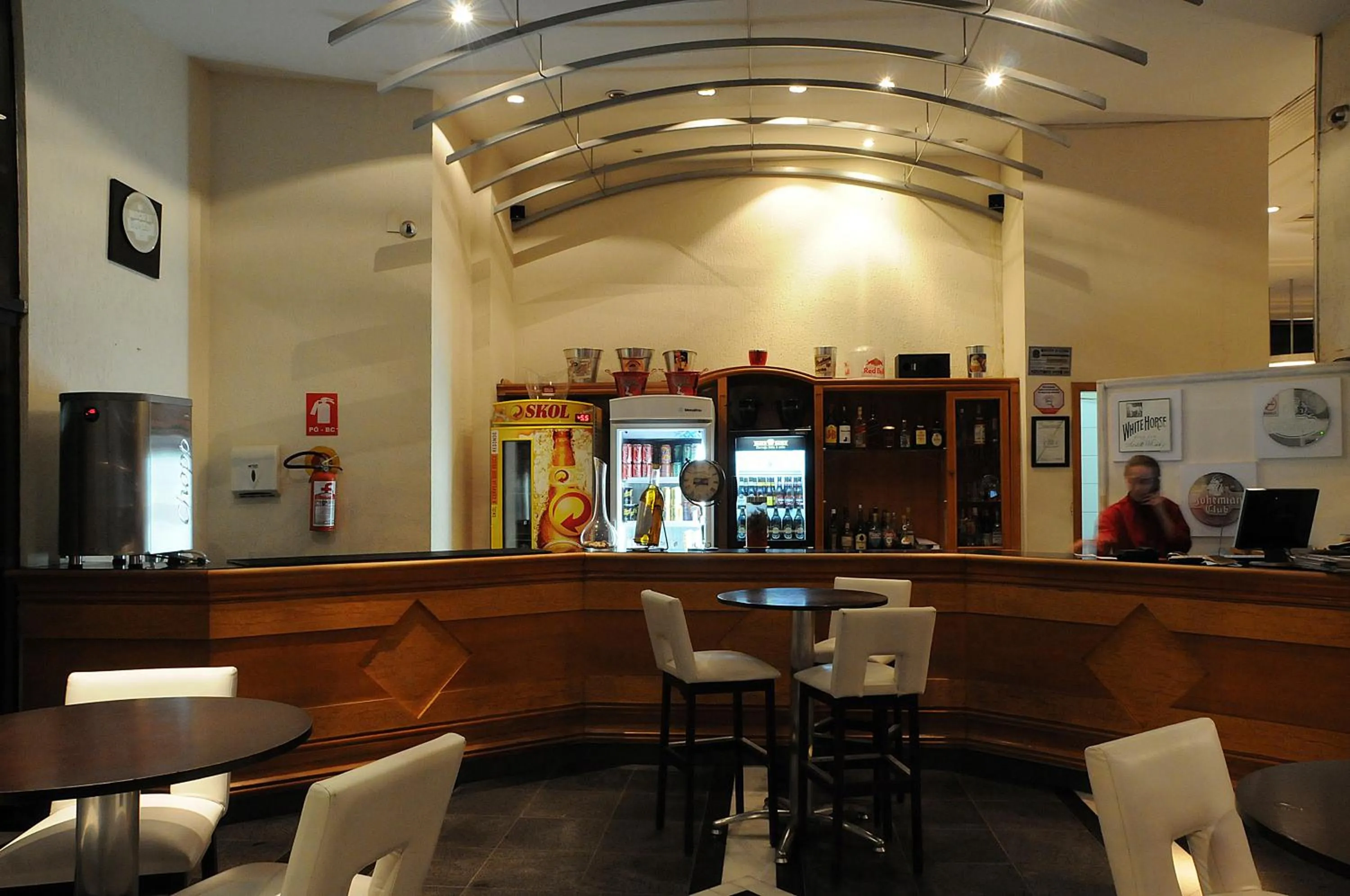 Lounge or bar in Bristol Evidence Hotel