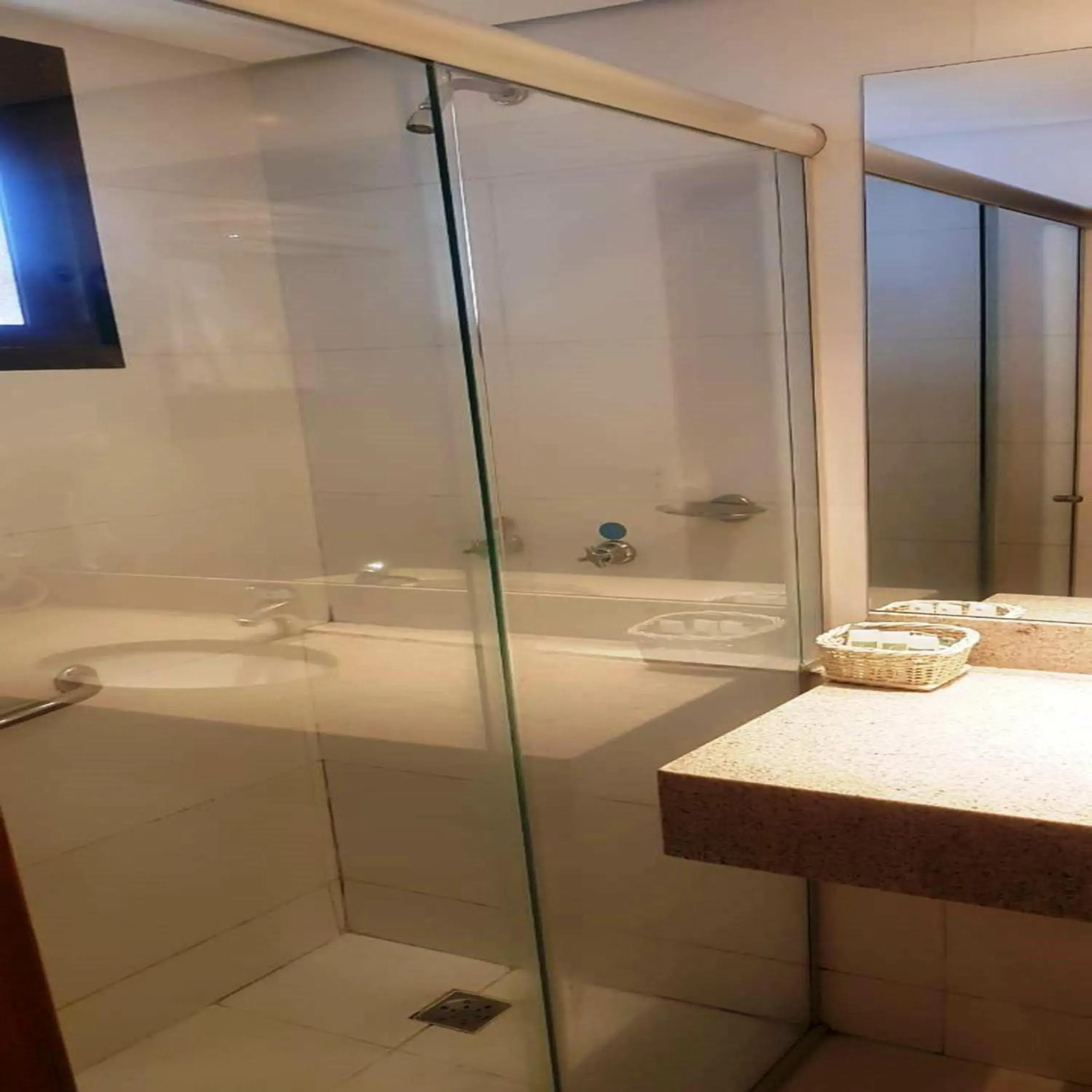 Super Luxury Twin Room - single occupancy in Bristol Evidence Hotel Super Luxury Twin Room - single occupancy in Bristol Evidence Hotel