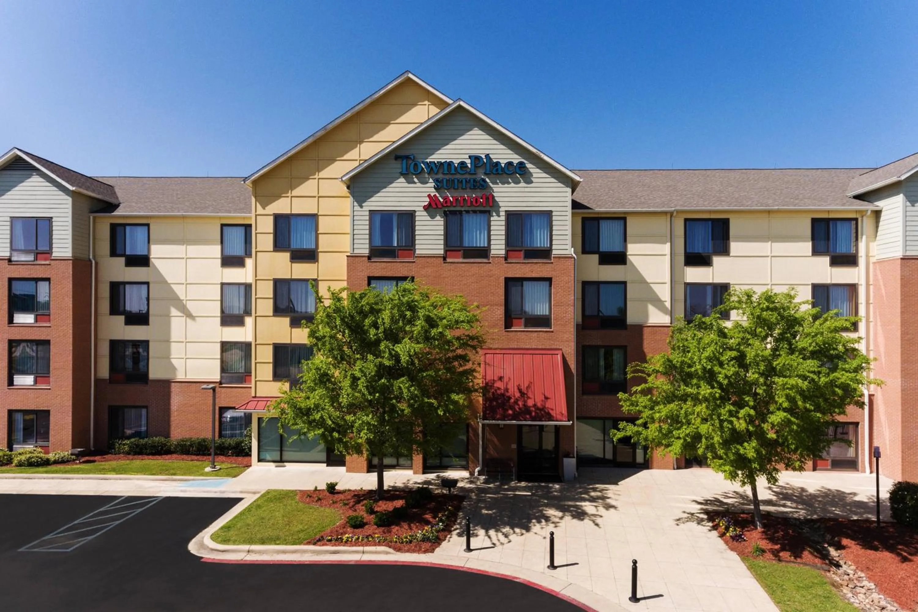 Property building in TownePlace Suites by Marriott Bossier City
