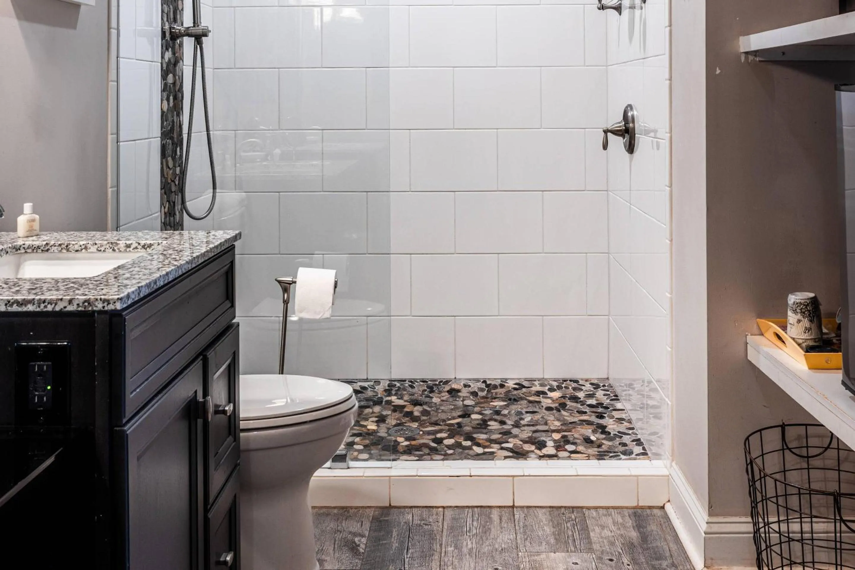 Bedroom in Inn on the Square, an Ascend Collection Hotel