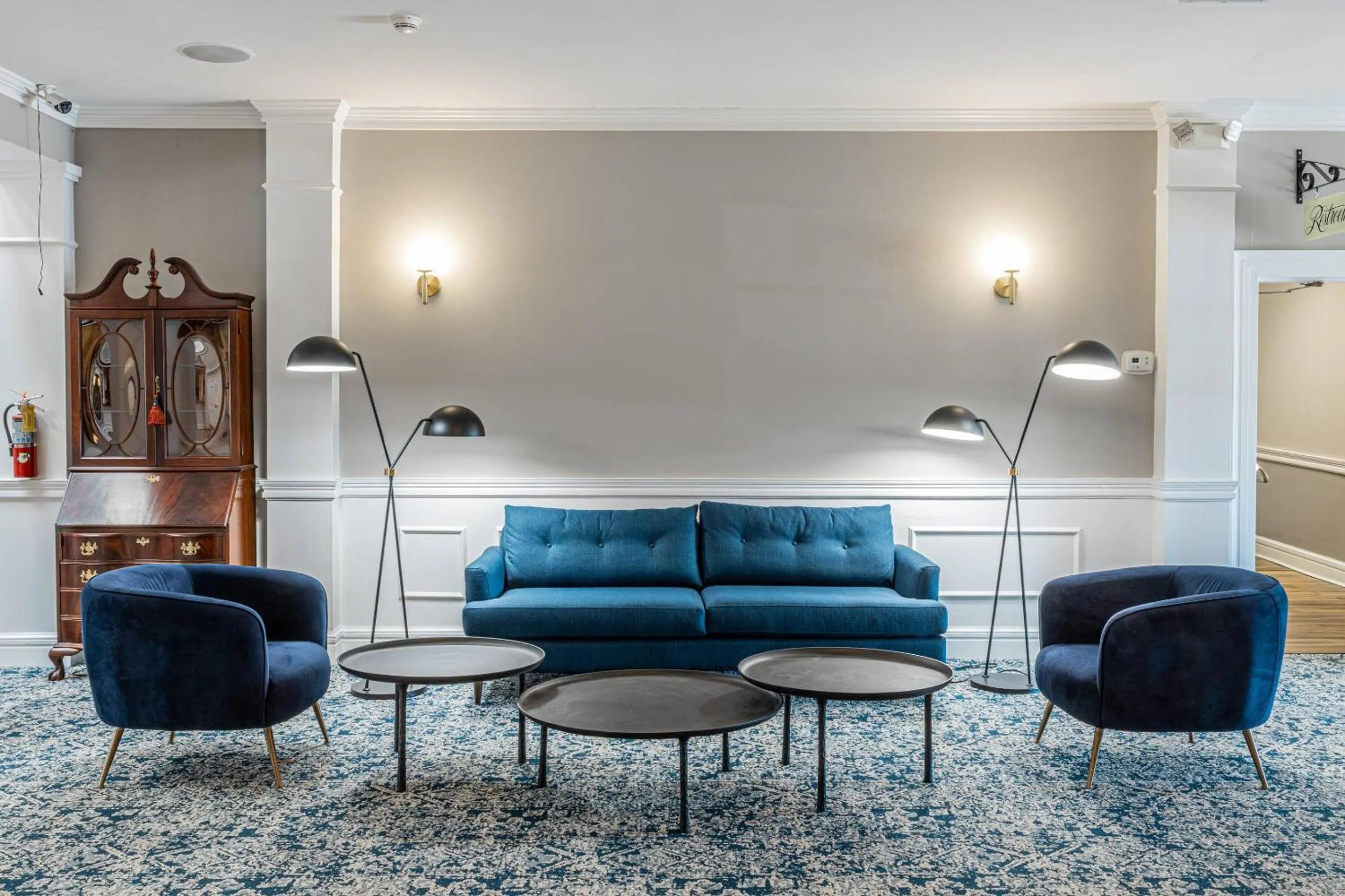 Lobby or reception in Inn on the Square, an Ascend Collection Hotel