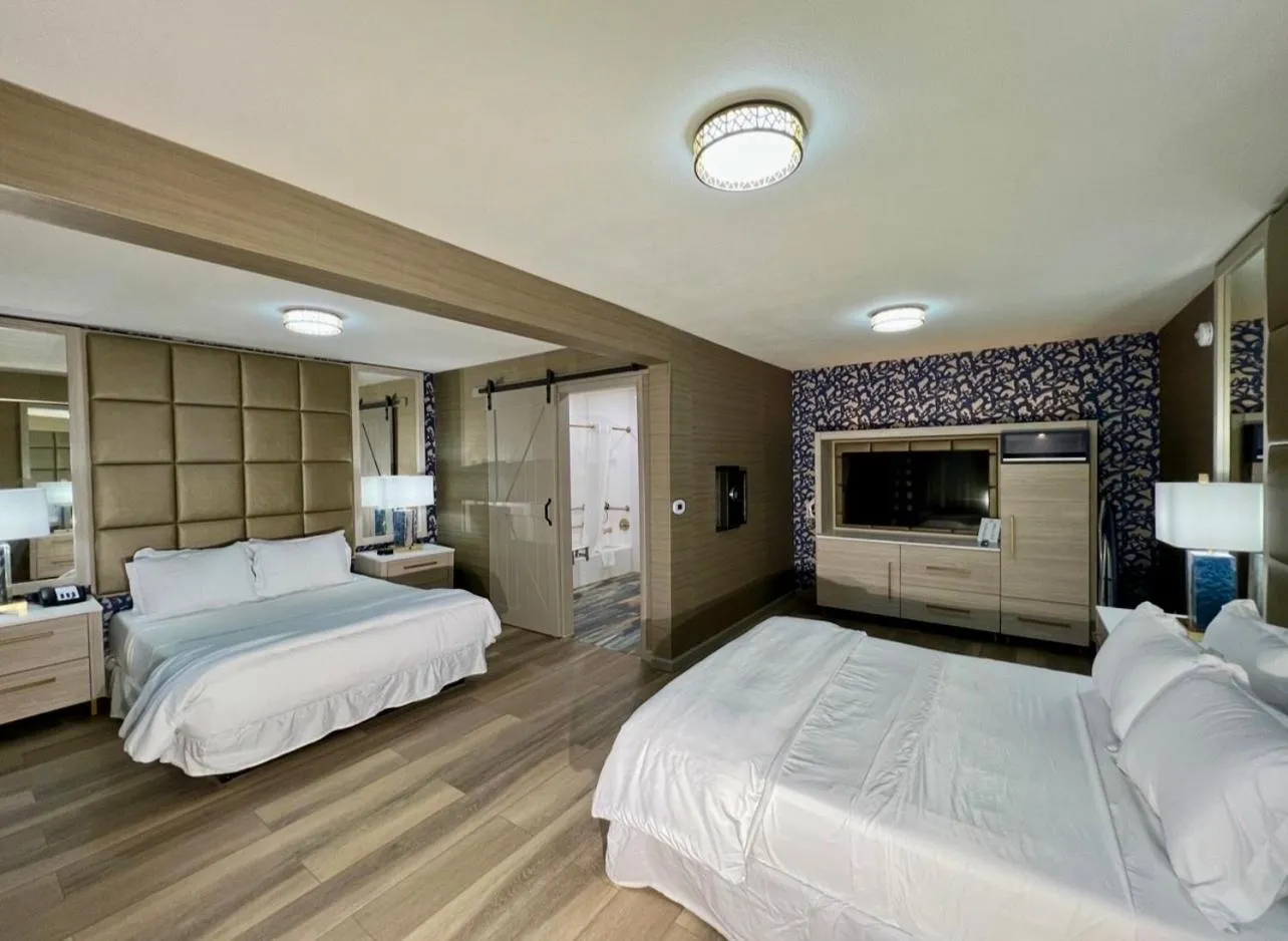 Bedroom, Bed in 3 Palms Tucson North Foothills