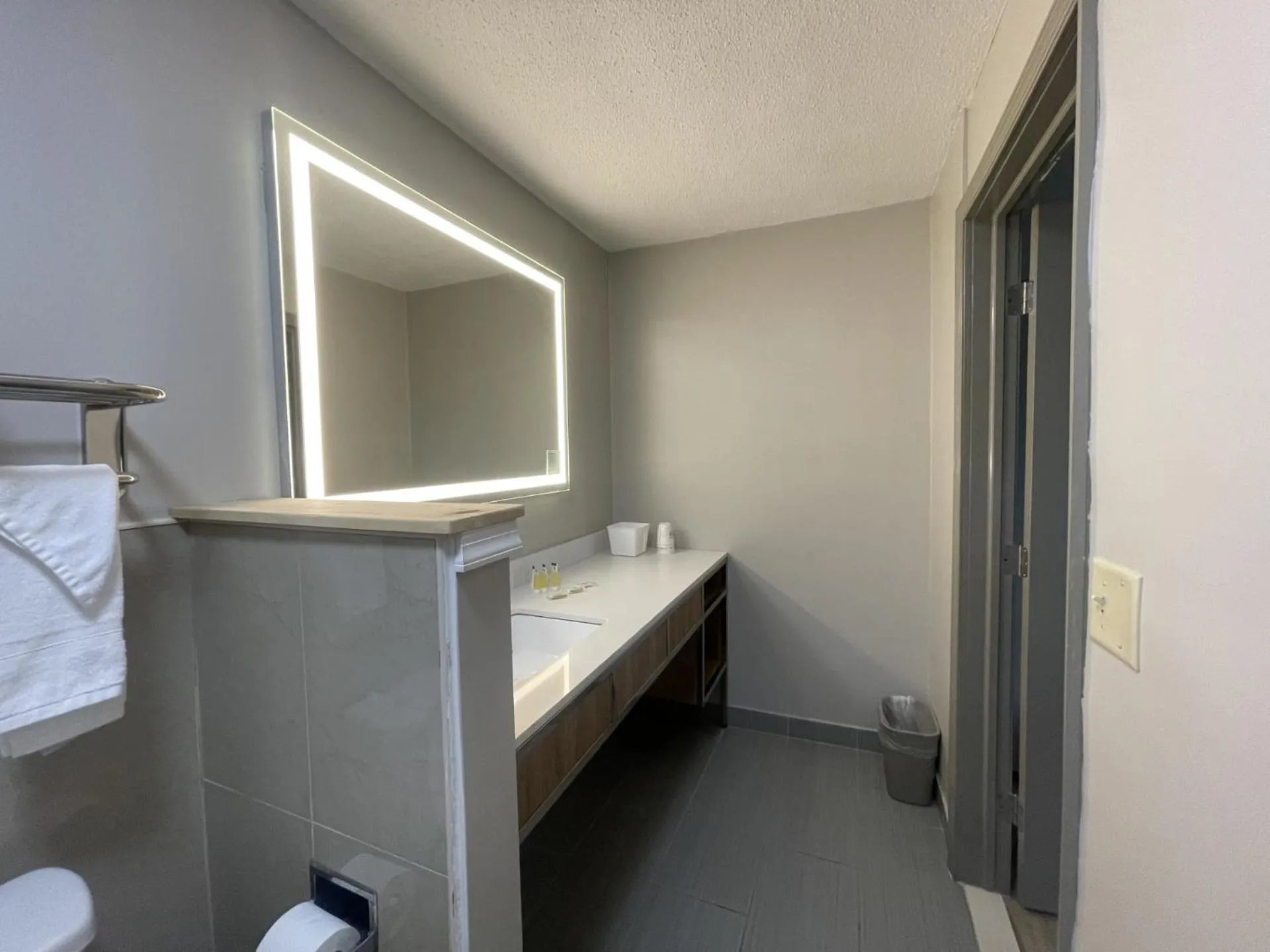 Days Inn & Suites by Wyndham York