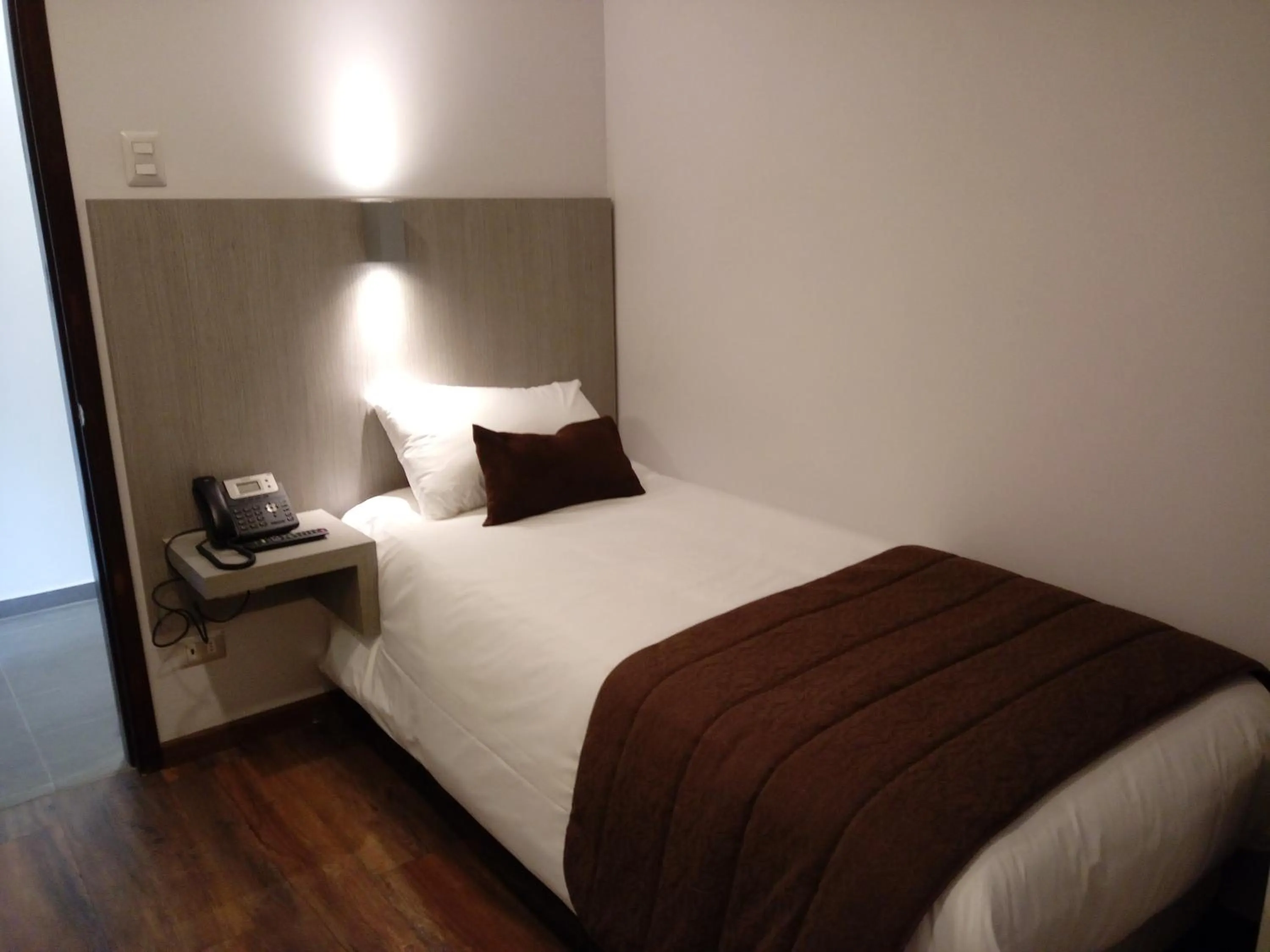 Bed in Hotel Elisa Cole