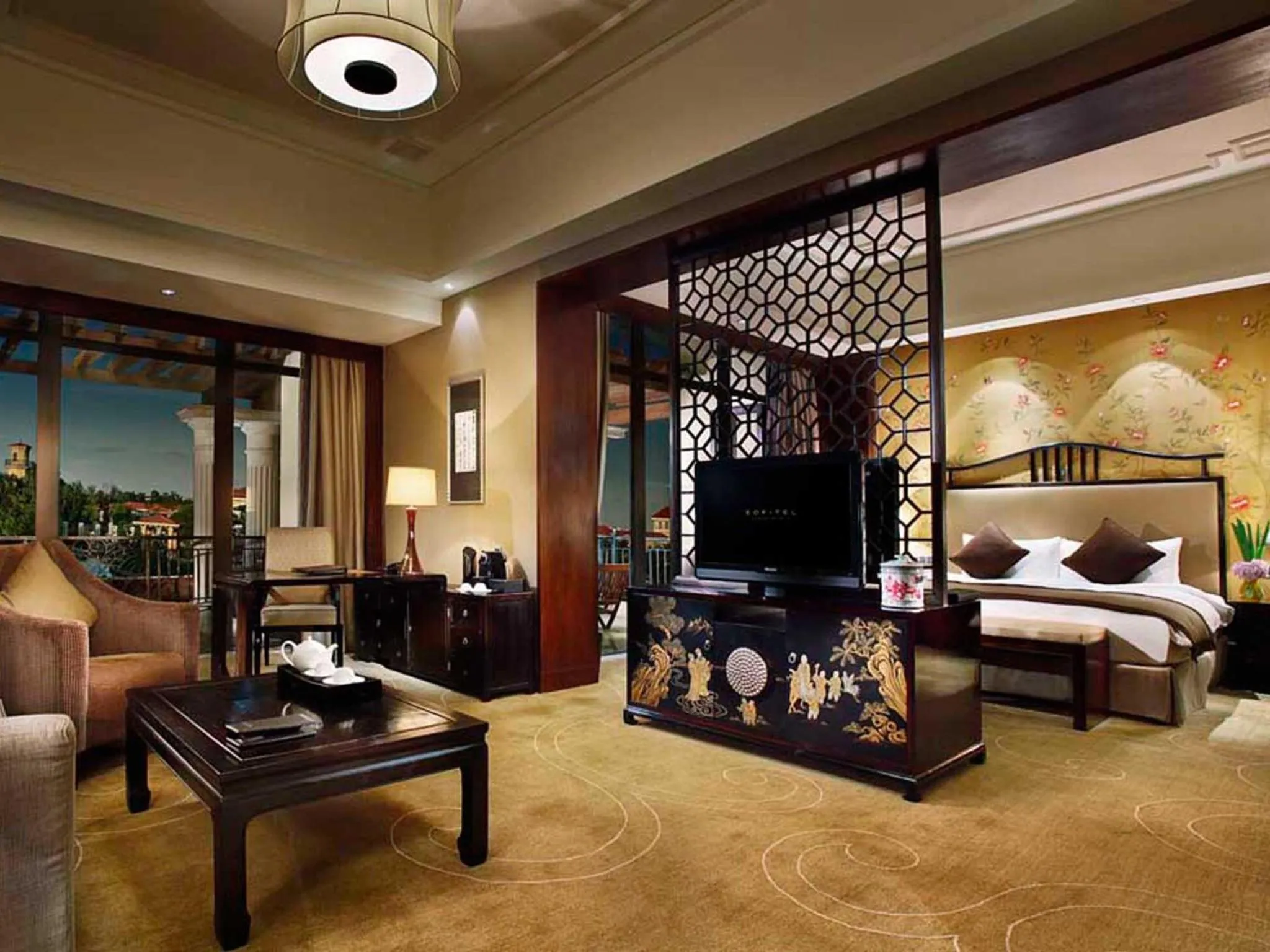 Bedroom, Bed in Hotel Shanghai Sheshan Oriental - Handwritten Collection