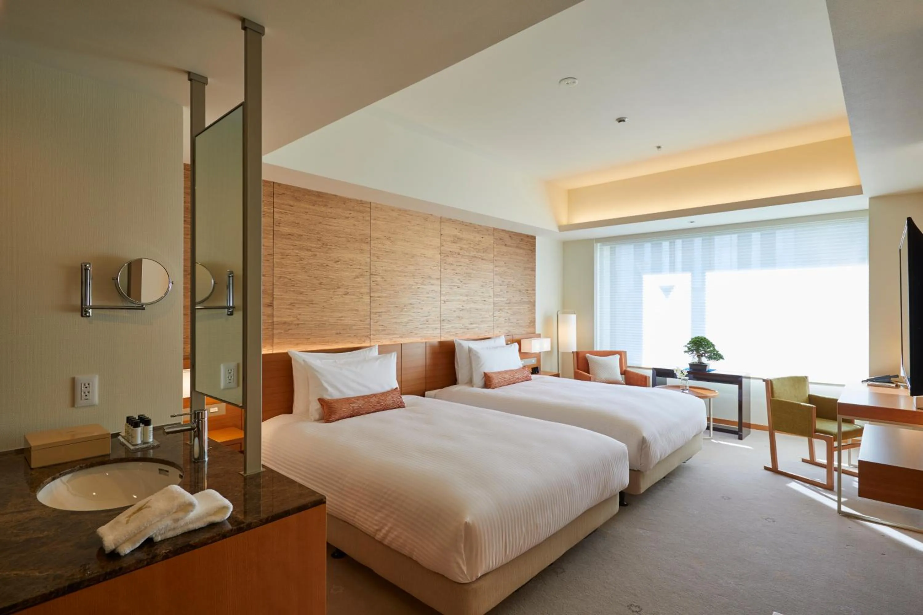 Photo of the whole room, Bed in THE KITANO HOTEL TOKYO