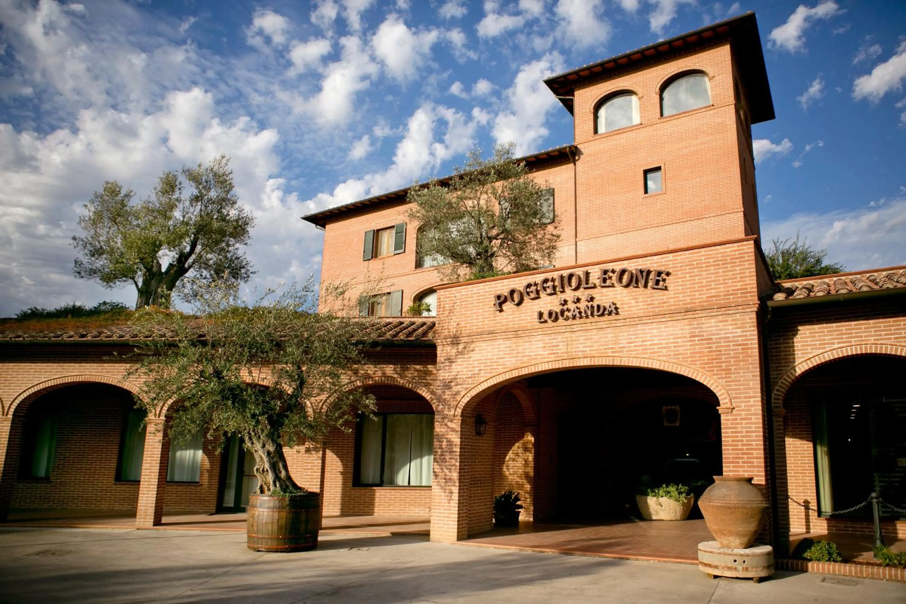 Property building in Locanda Poggioleone