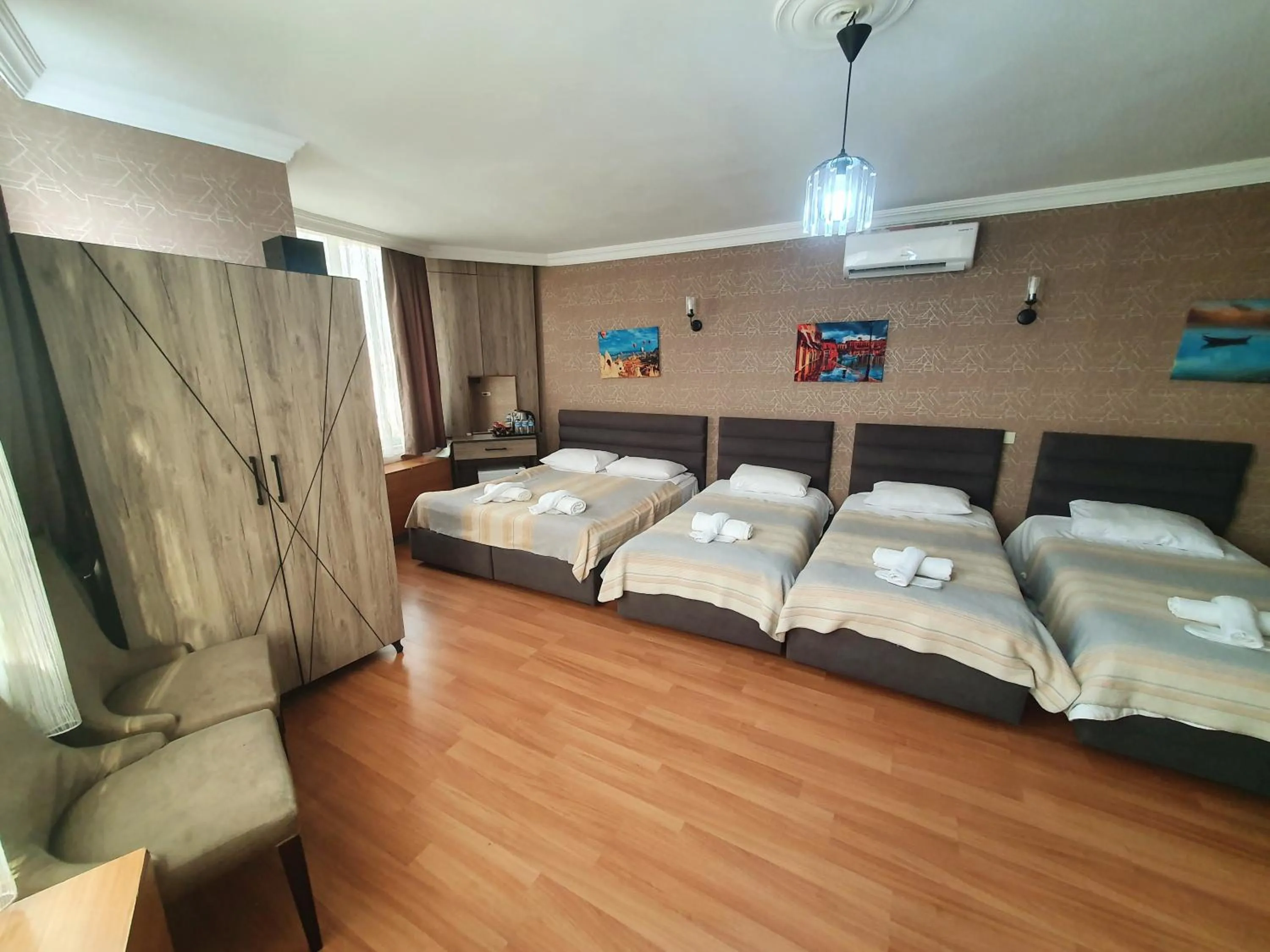 Photo of the whole room, Bed in Omega Luxx Hotel