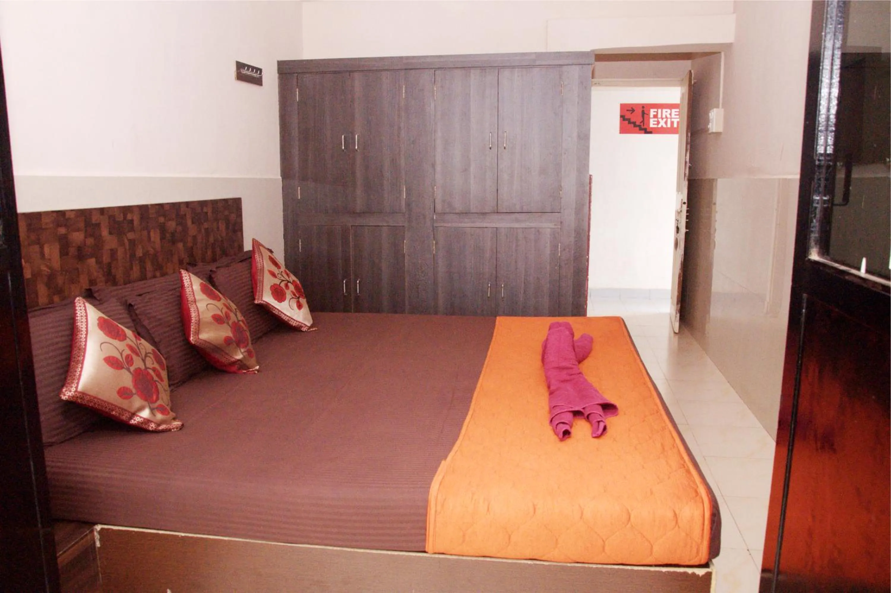 Bed in Travo Suites Panjim